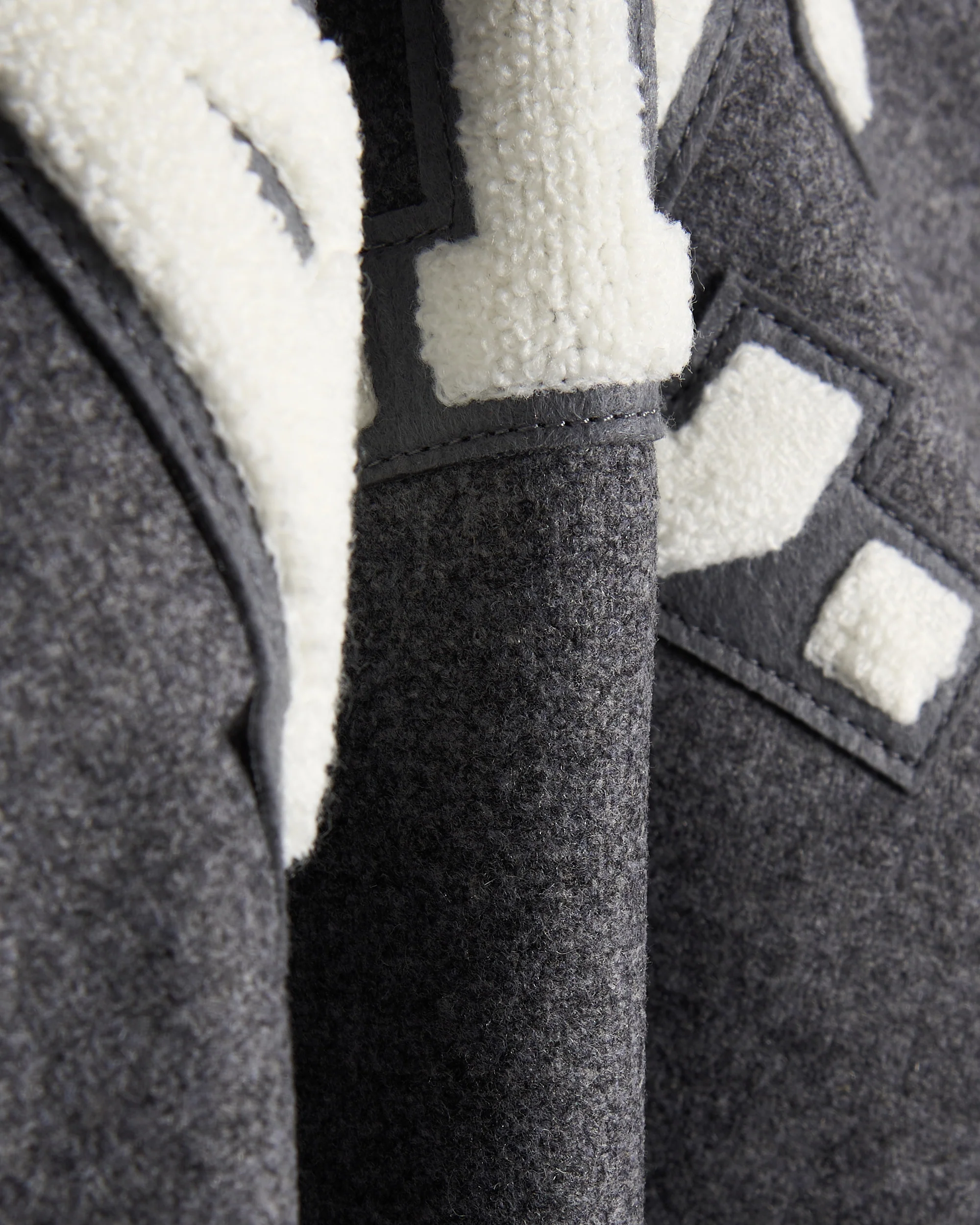 A.P.C. Micky Relaxed Herren-Varsity-Jacke mit Logo - Image 5