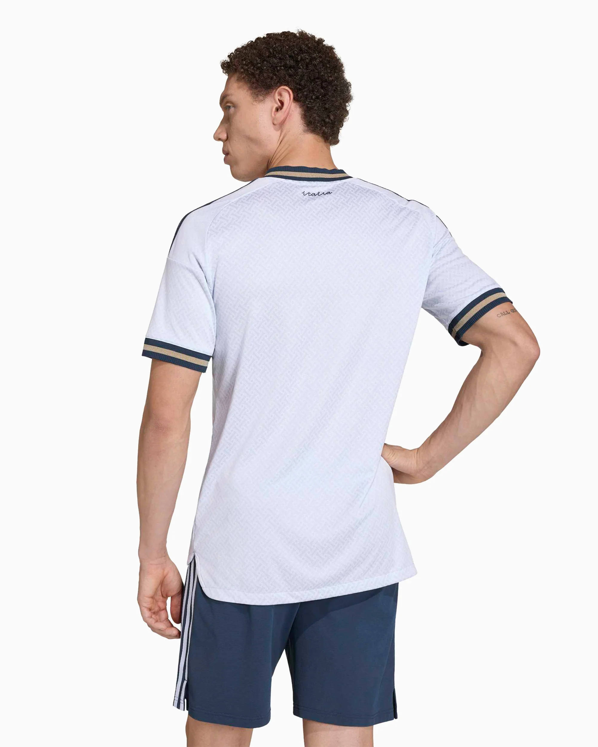 adidas Originals Italia Football Besucher 2026 Herren-Jersey T-Shirt - Image 3