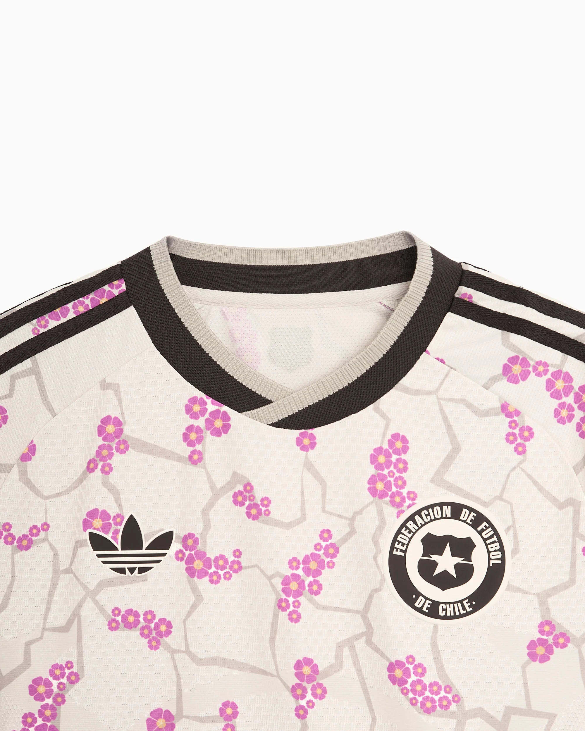 adidas Originals Republic of Chile Football Besucher 2026 Herren-Jersey T-Shirt mit Logo - Image 5