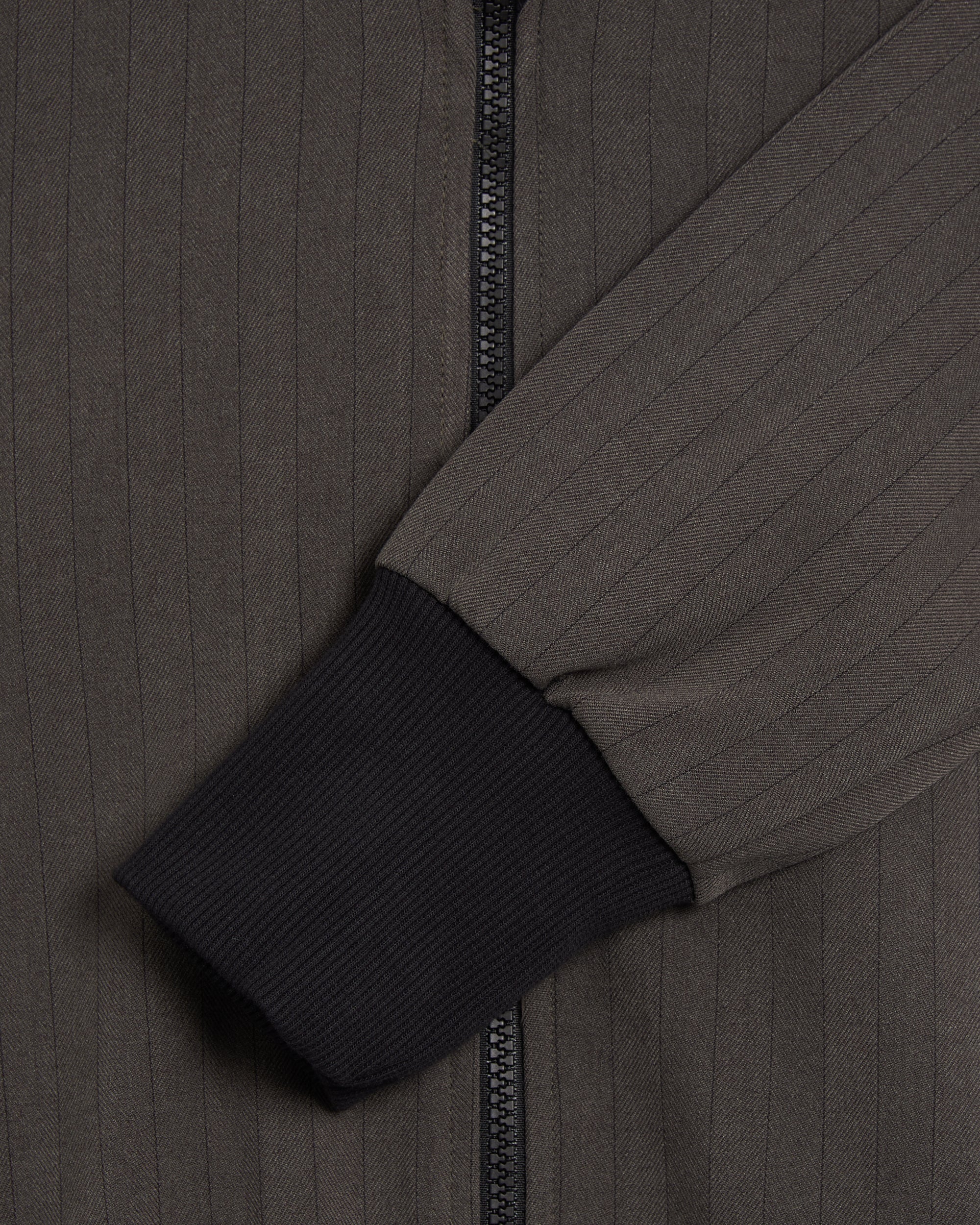adidas Originals Tailored Damen-Trainingsjacke mit Streifen - Image 4