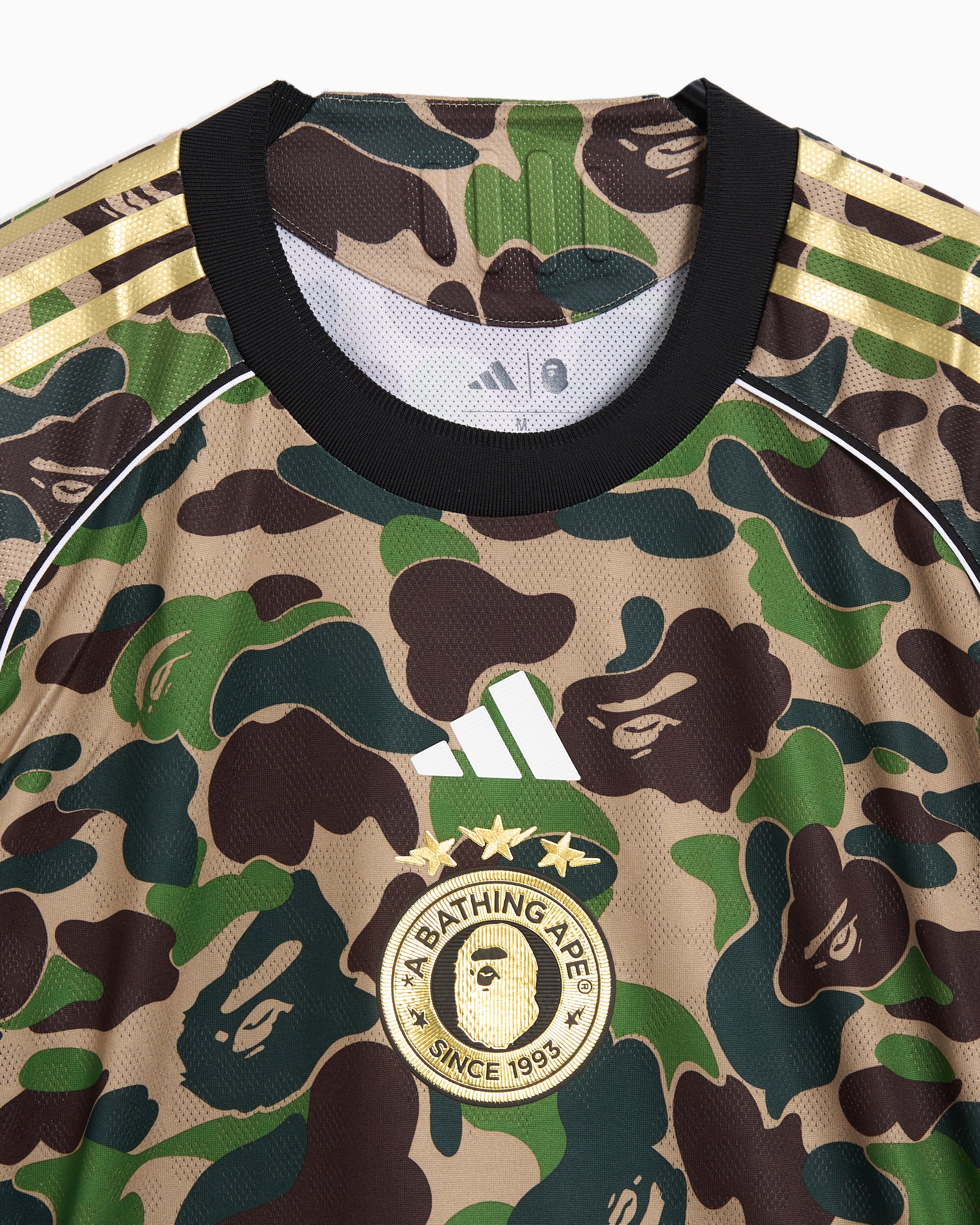 adidas Originals x BAPE Football Slim Herren-Jersey T-Shirt mit Grafik - Image 6