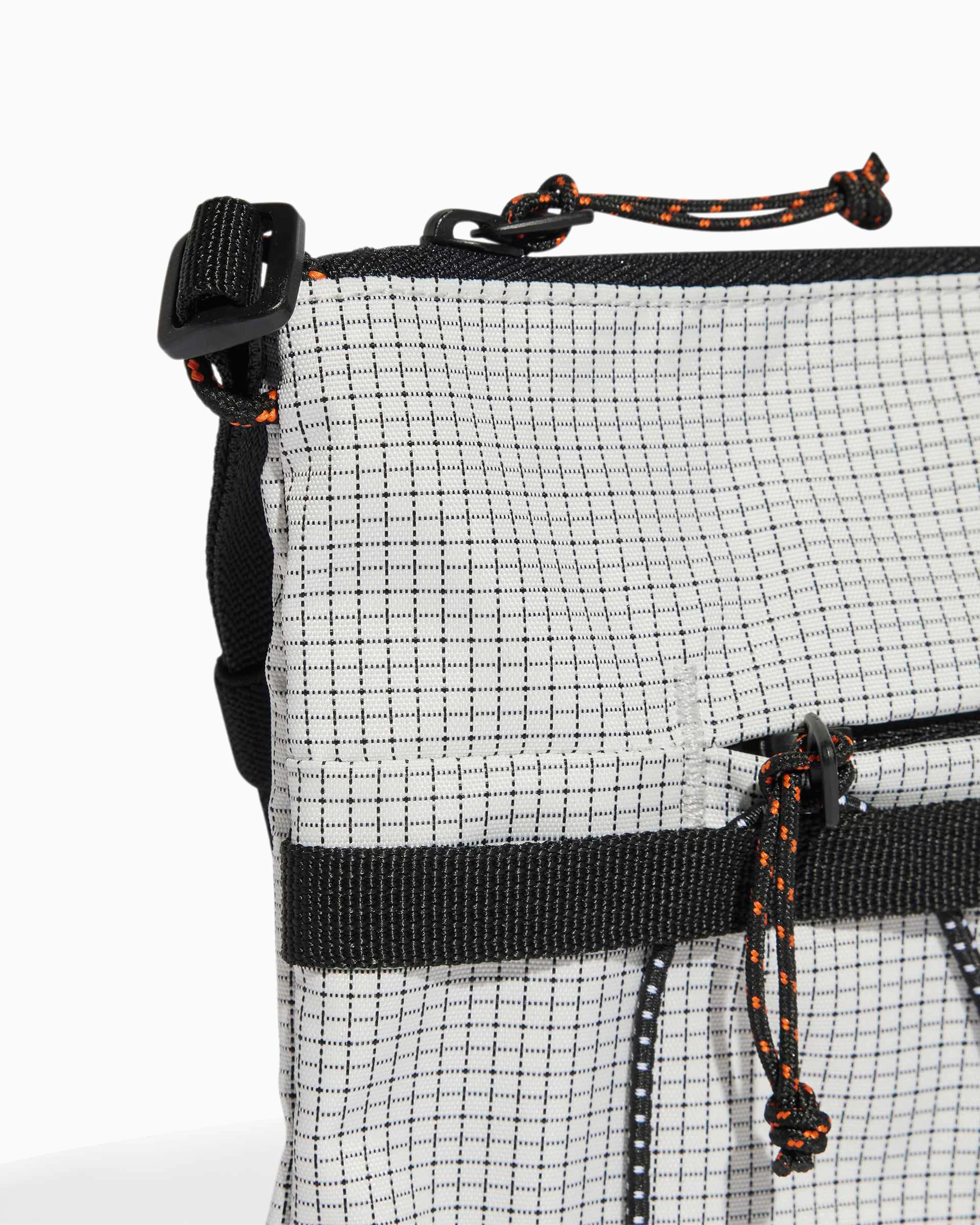 adidas® Terrex Hardware Multi Unisex Schultertasche - Image 5