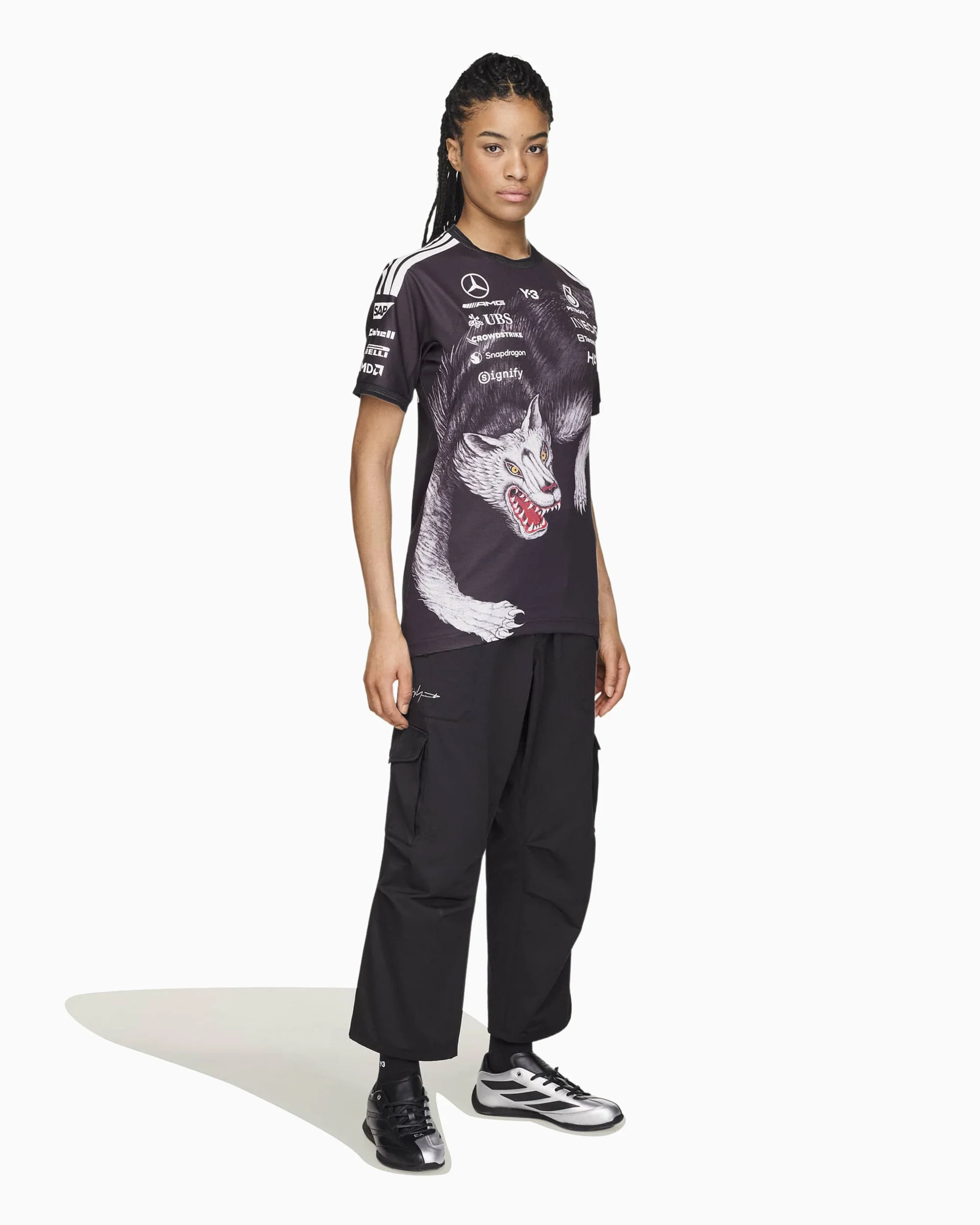 adidas Y-3 x Mercedes AMG Petronas Team F1 "Driver" Unisex T-Shirt mit Grafik - Image 2