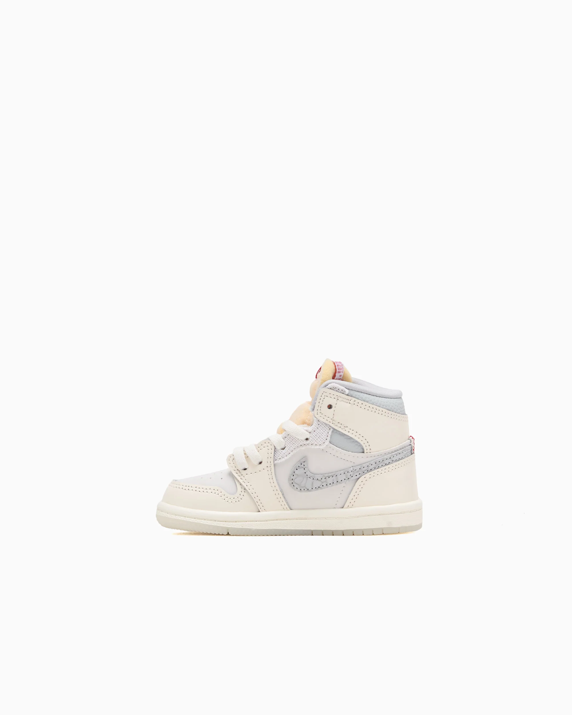 Air Jordan 1 Retro High OG "Sail University Red" (TD) - Image 2