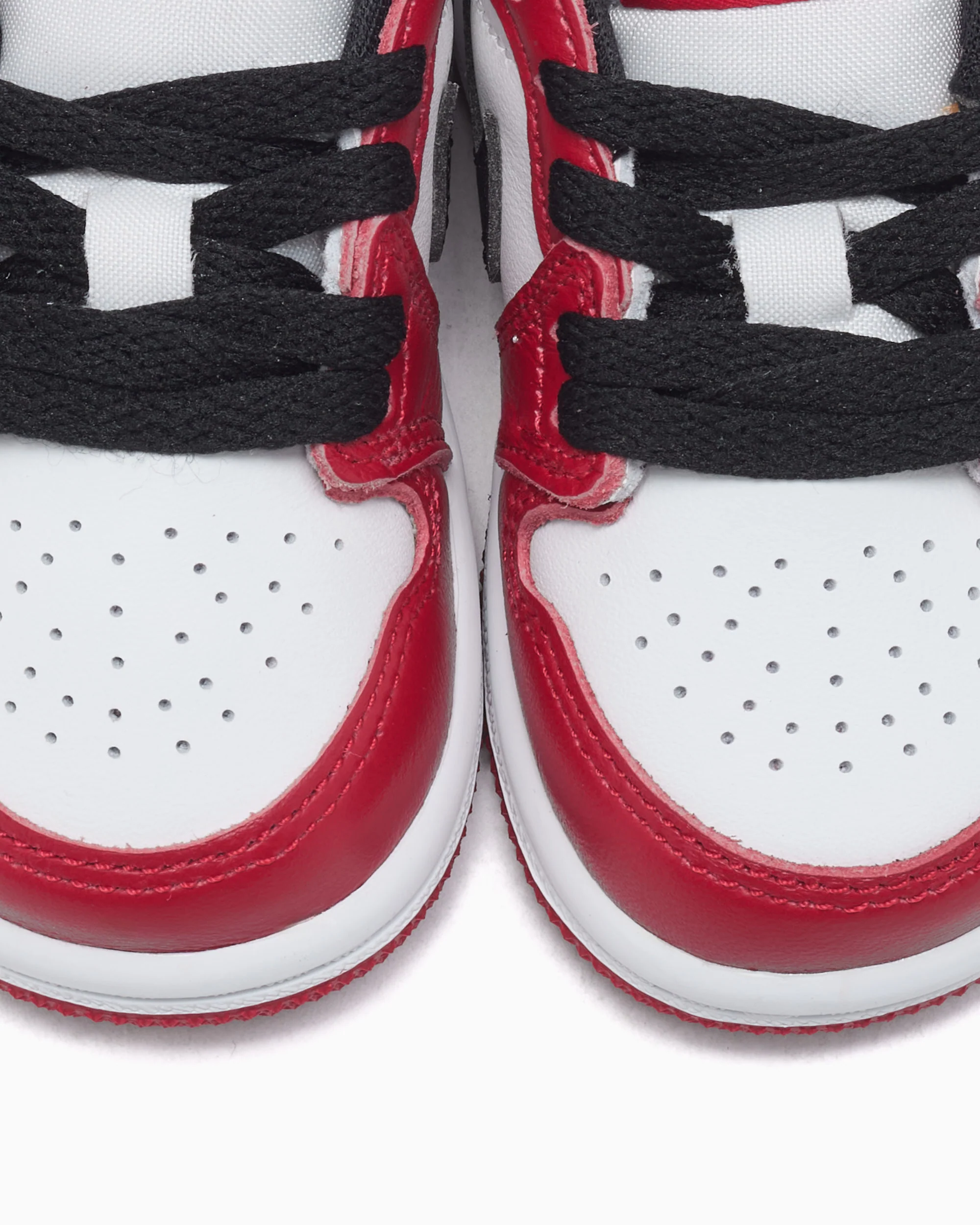 Air Jordan 1 Retro Low OG "Chicago 2025" (TD) - Image 7