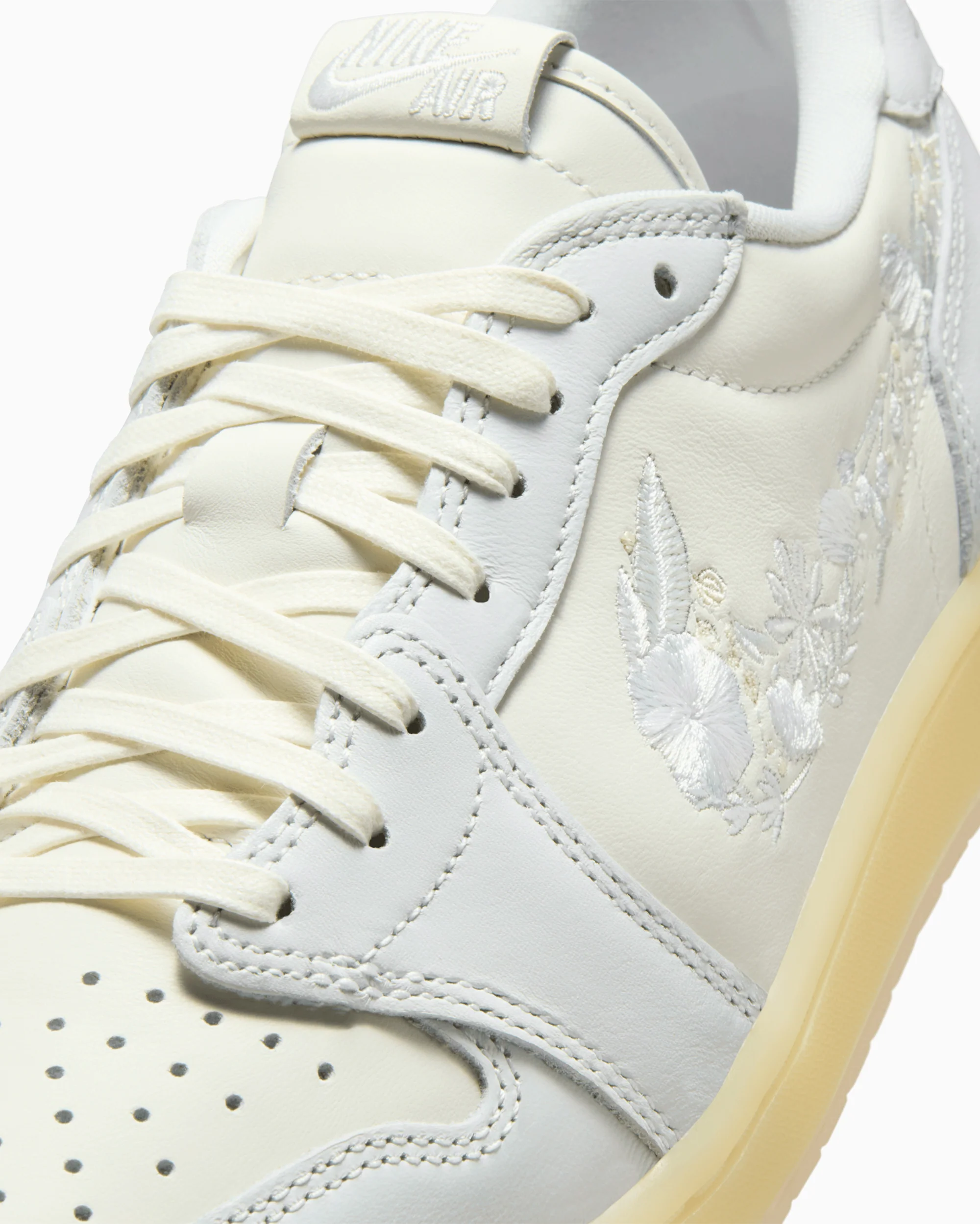 Air Jordan 1 Retro Low OG "Floral Swoosh" - Image 7
