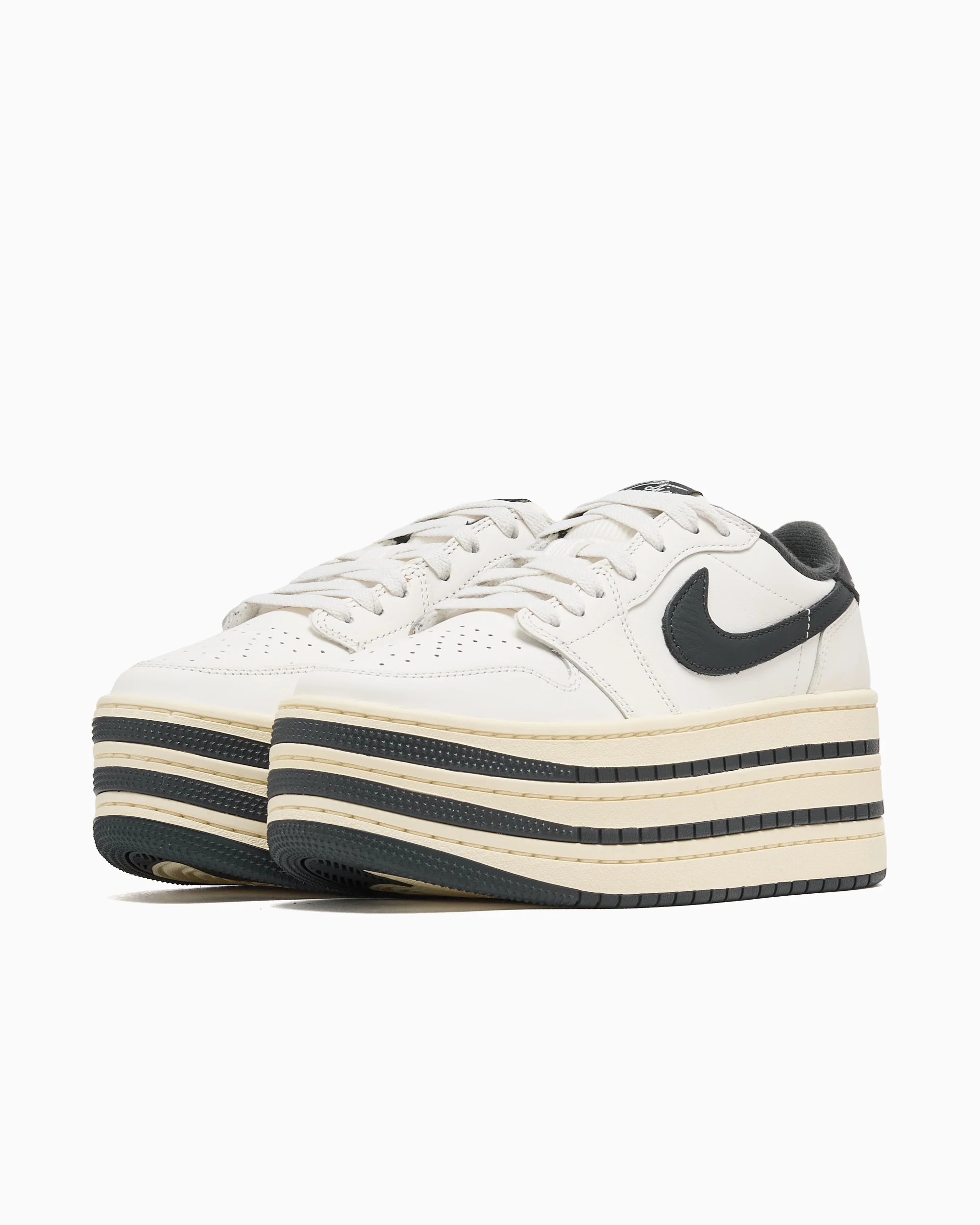 Air Jordan 1 Women's Triple Stack - Image 5