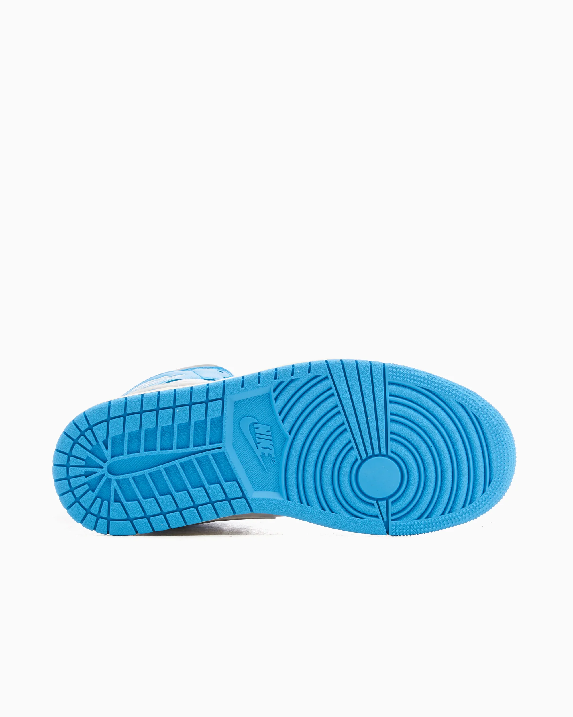 Air Jordan Women's 1 Mid - Image 4