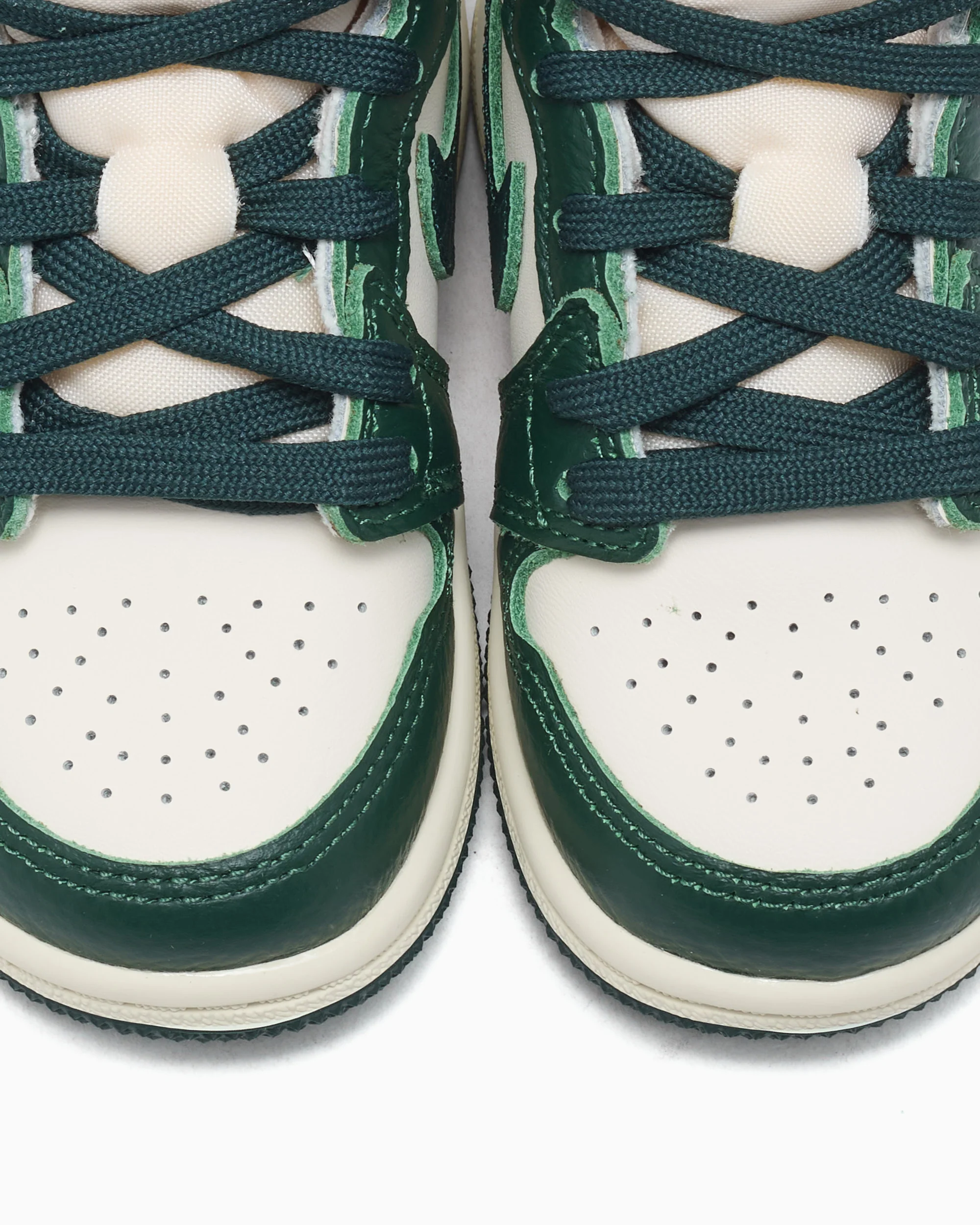 Air Jordan Women's 1 Retro High OG "Pro Green" (TD) - Image 7