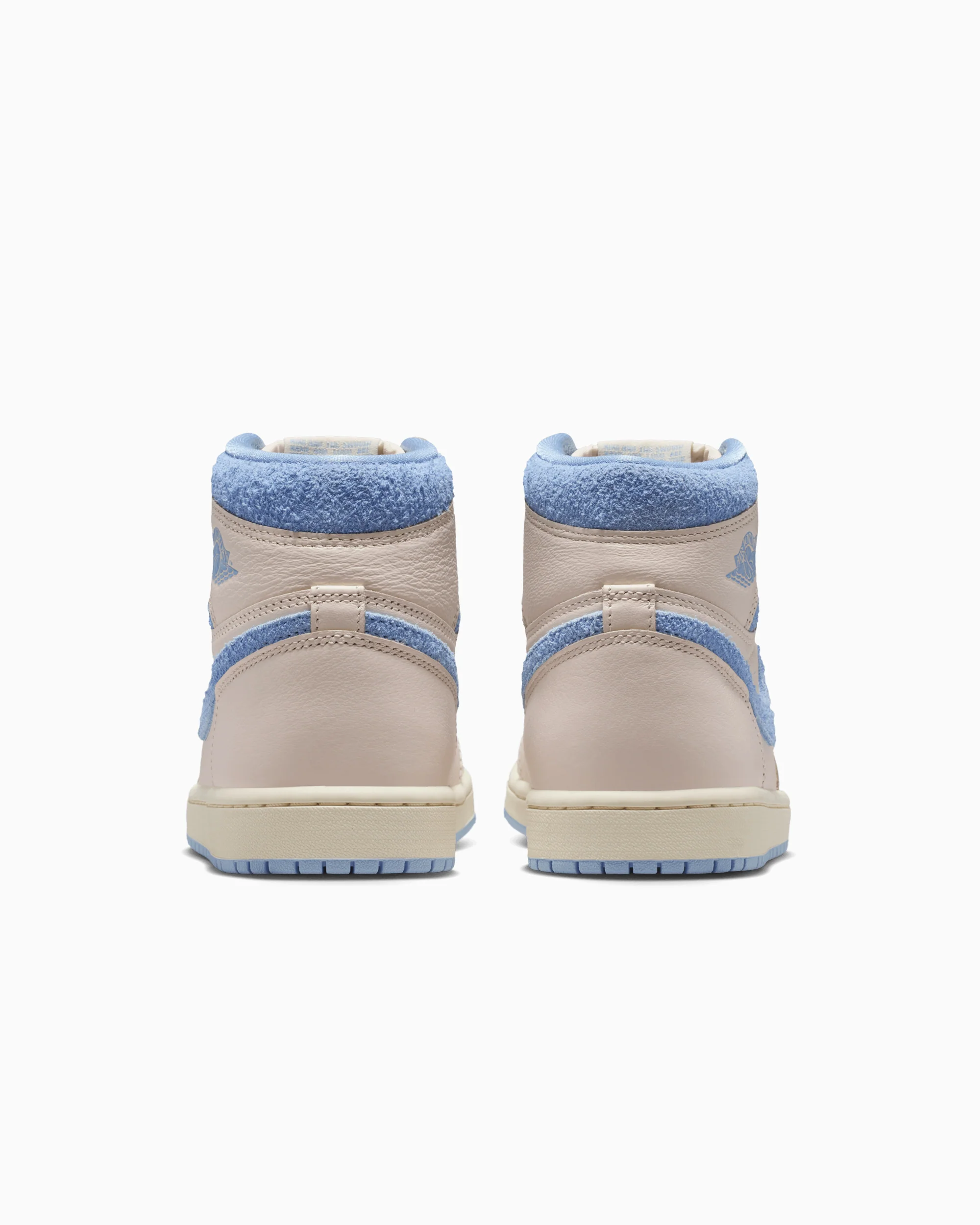 Air Jordan Women's 1 Retro High OG "Psychic Blue" - Image 5