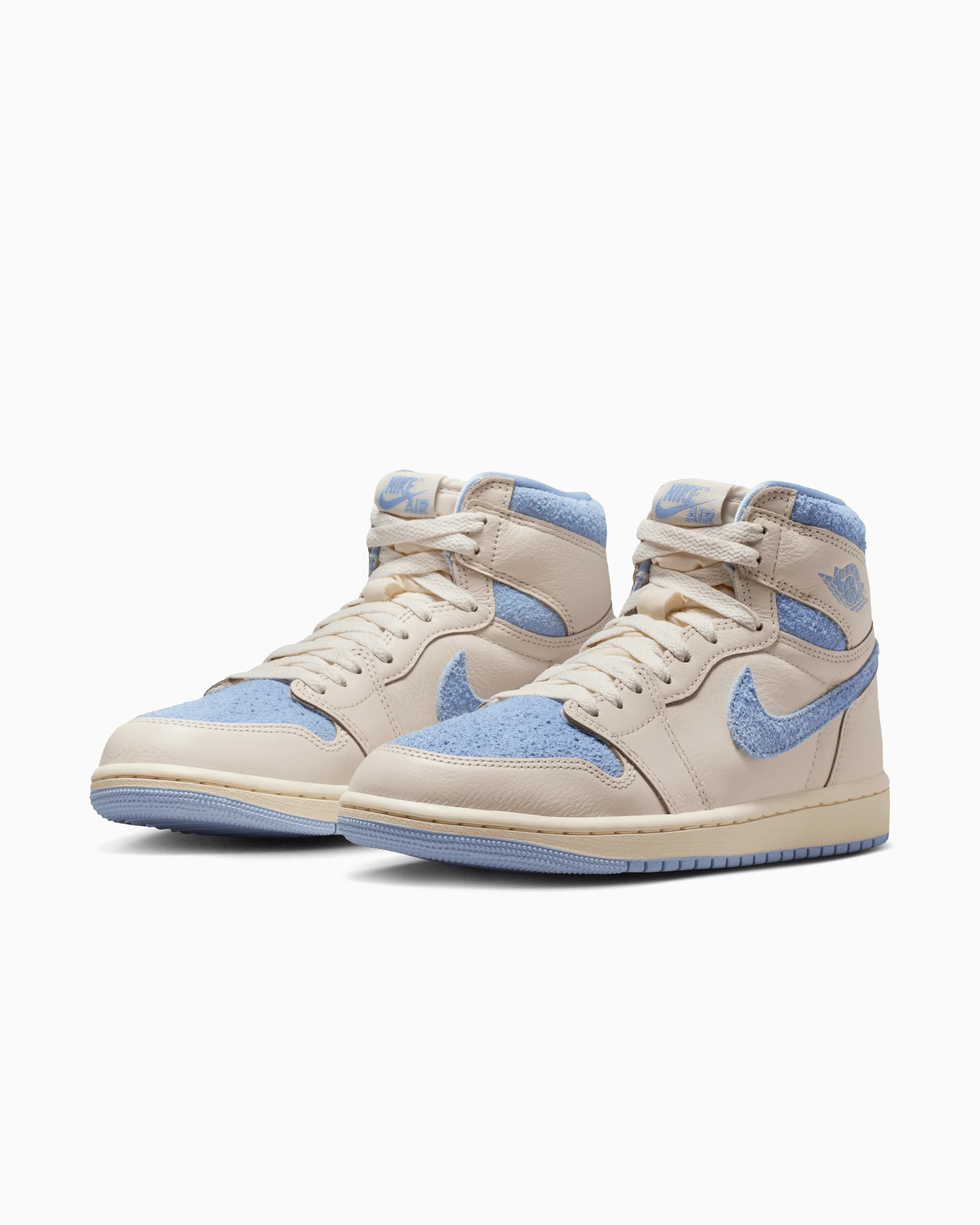 Air Jordan Women's 1 Retro High OG "Psychic Blue" - Image 6