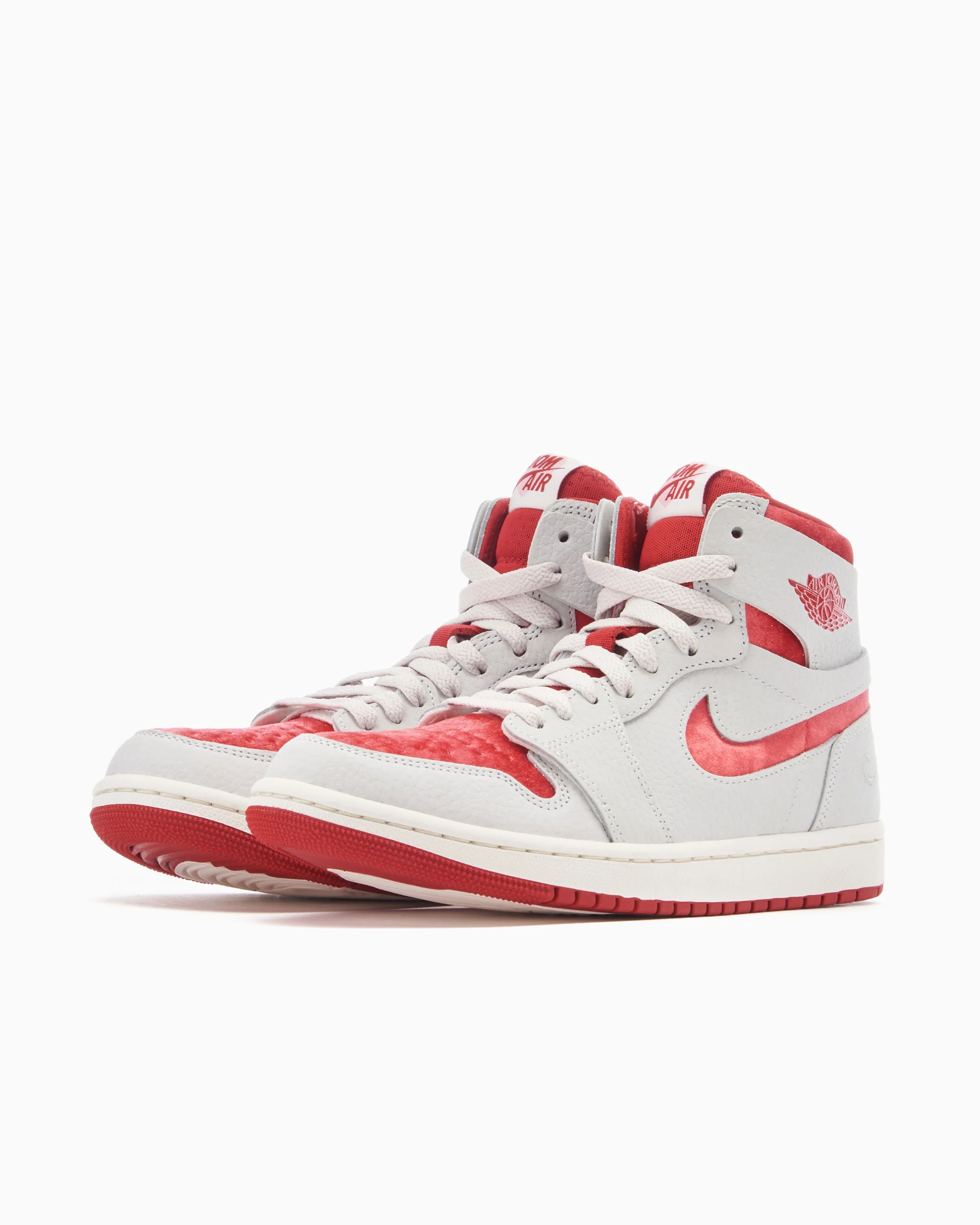 Air Jordan Women's 1 Zoom CMFT 2 SP "Valentines Day" - Image 5