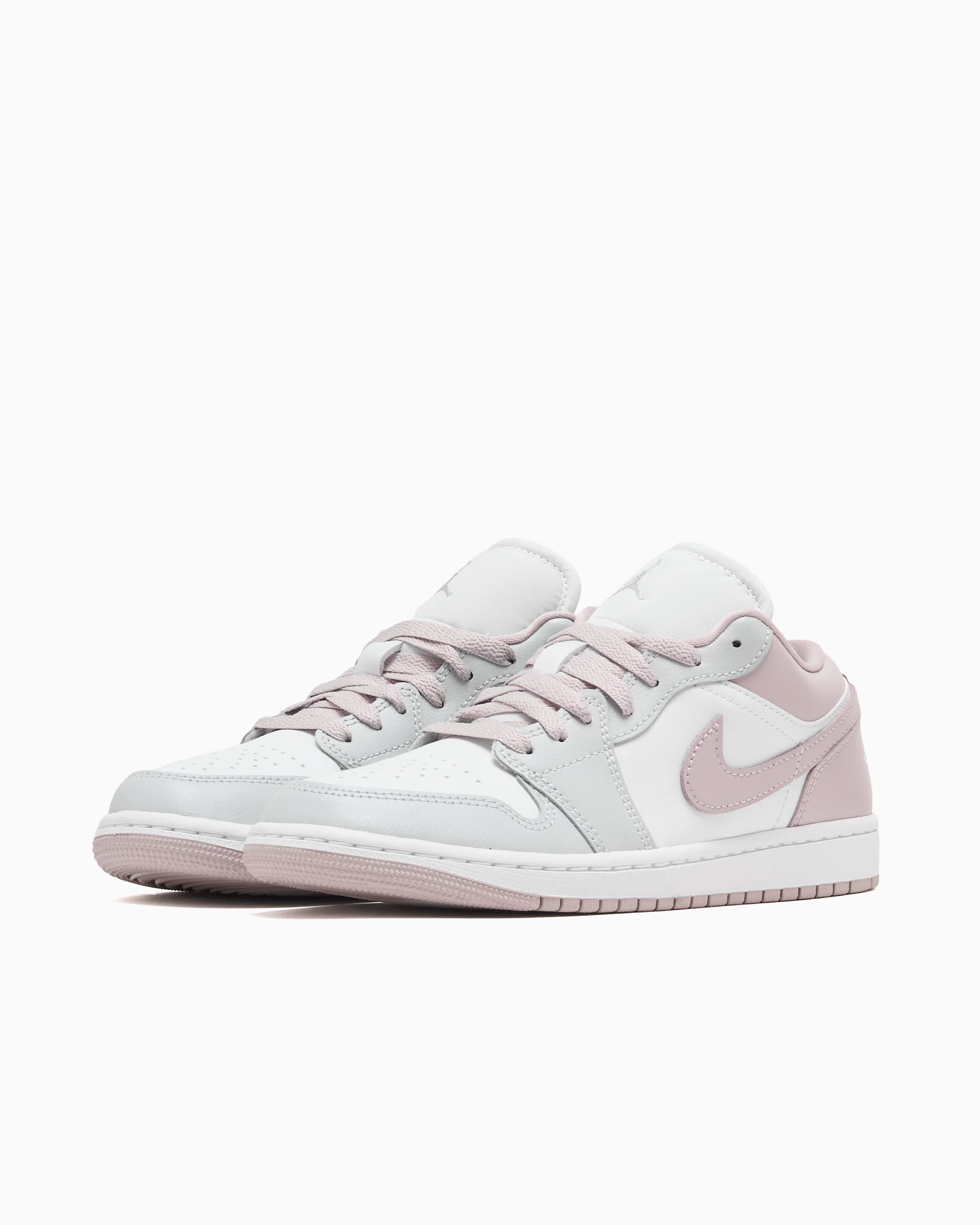 Air Jordan Women's Low - Image 5