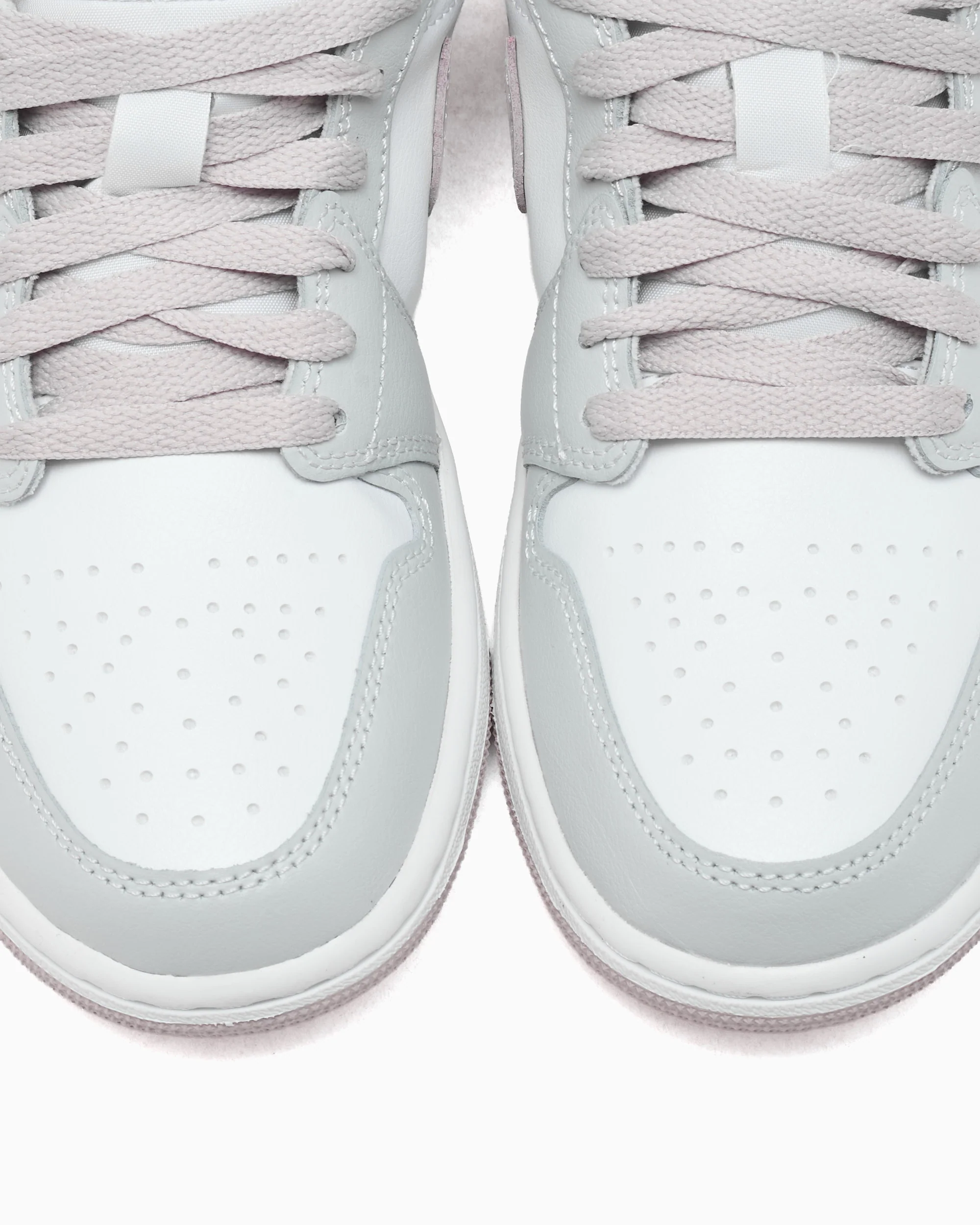 Air Jordan Women's Low - Image 7