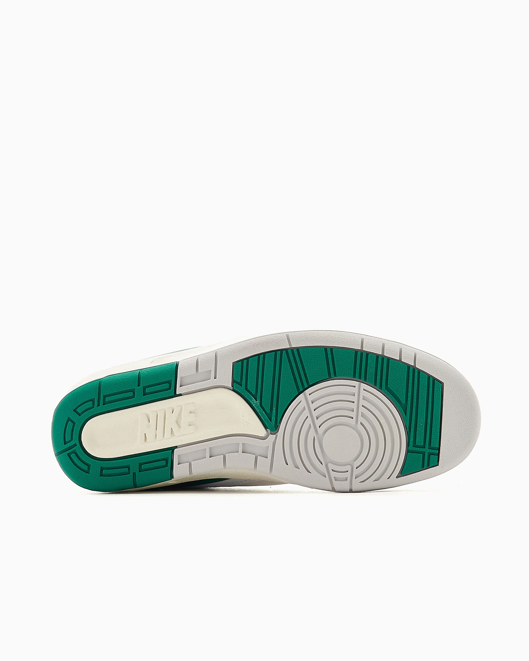 Air Jordan x Nina Chanel Abney Women's 2 Retro Low SE - Image 4