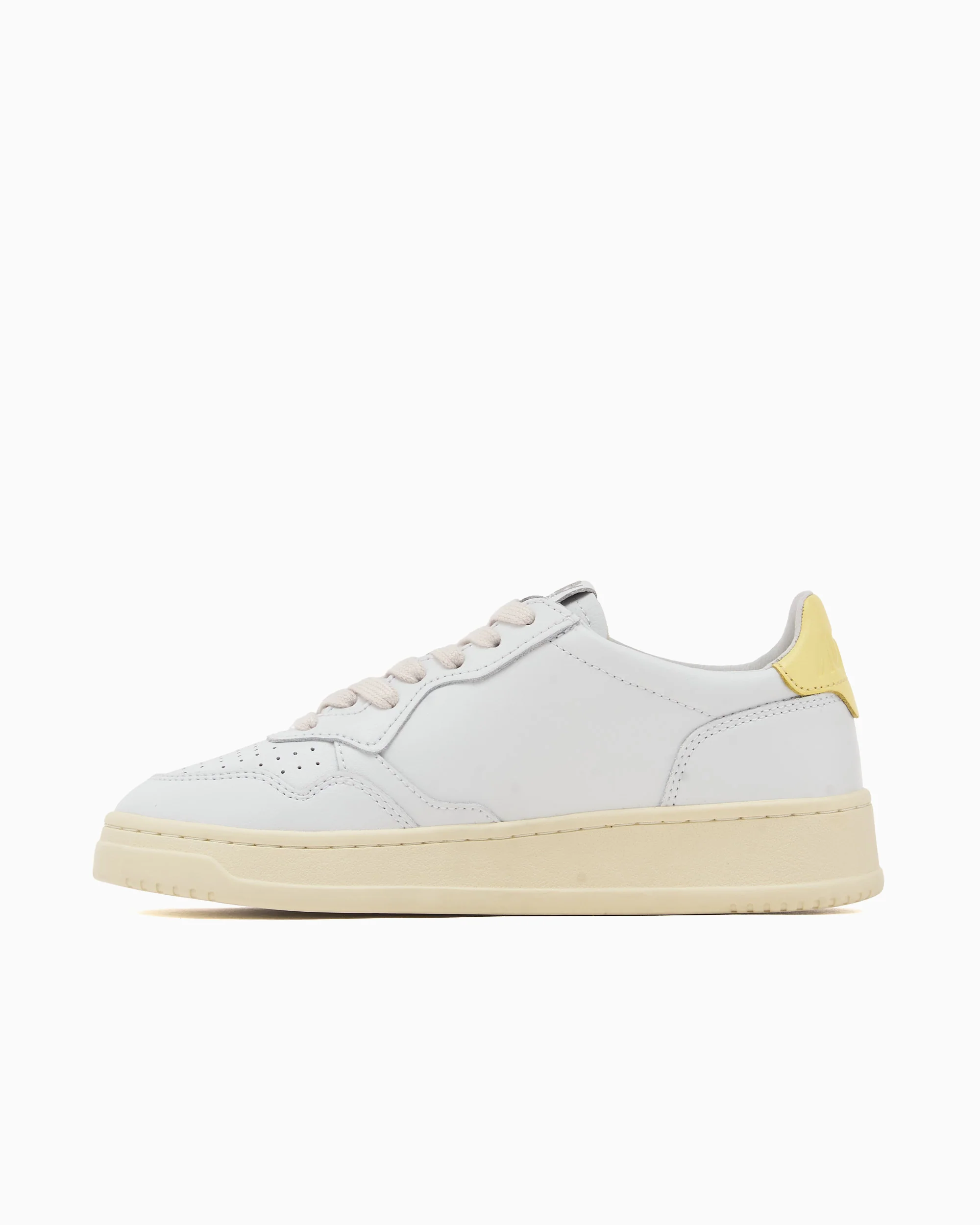 Autry Women's Medalist Low Leather - Image 3