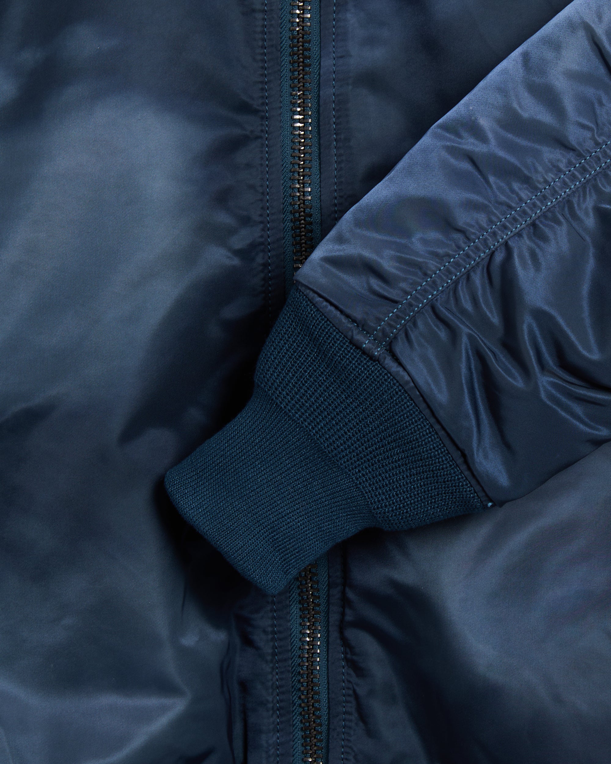 Awake NY x Alpha Industries MA-1 Herren-Bomberjacke - Image 5