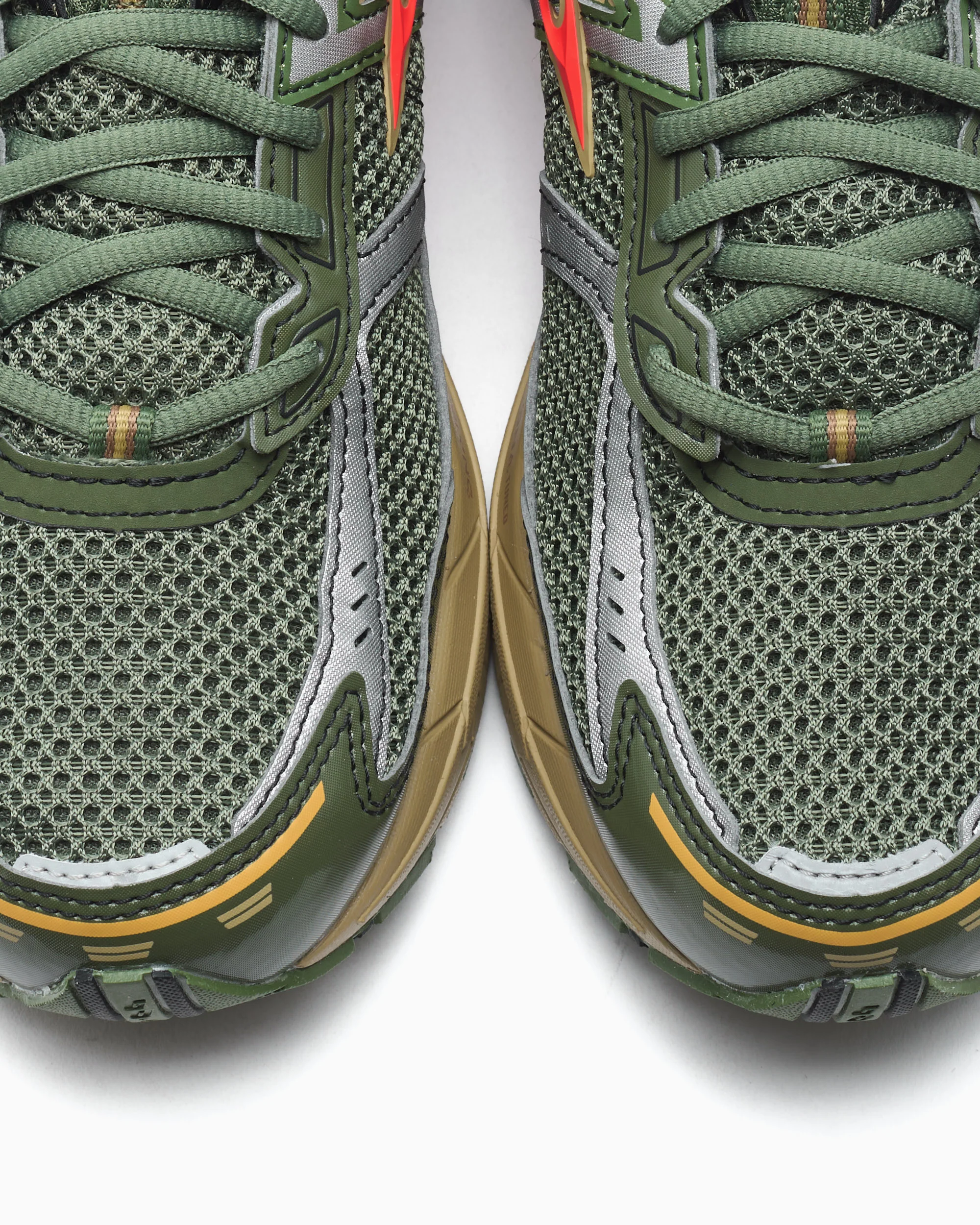 Brooks Adrenaline GTS 10 - Image 8