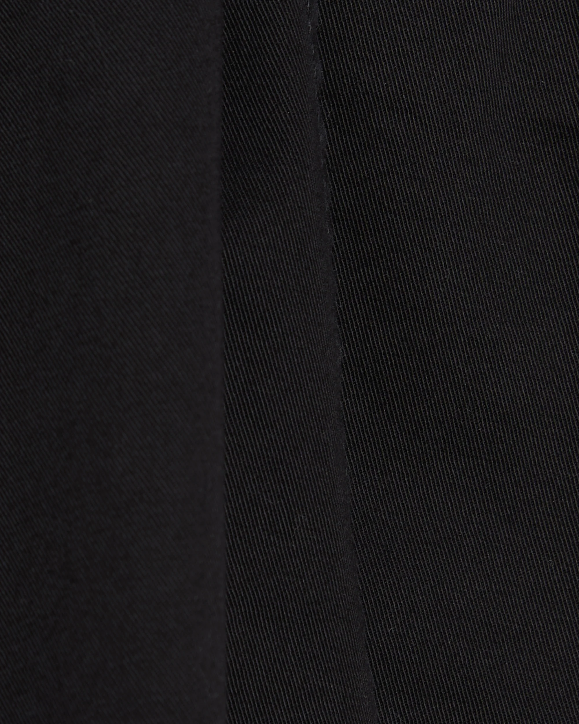 Carhartt WIP Brady Boxy Unisex Shorts - Image 6