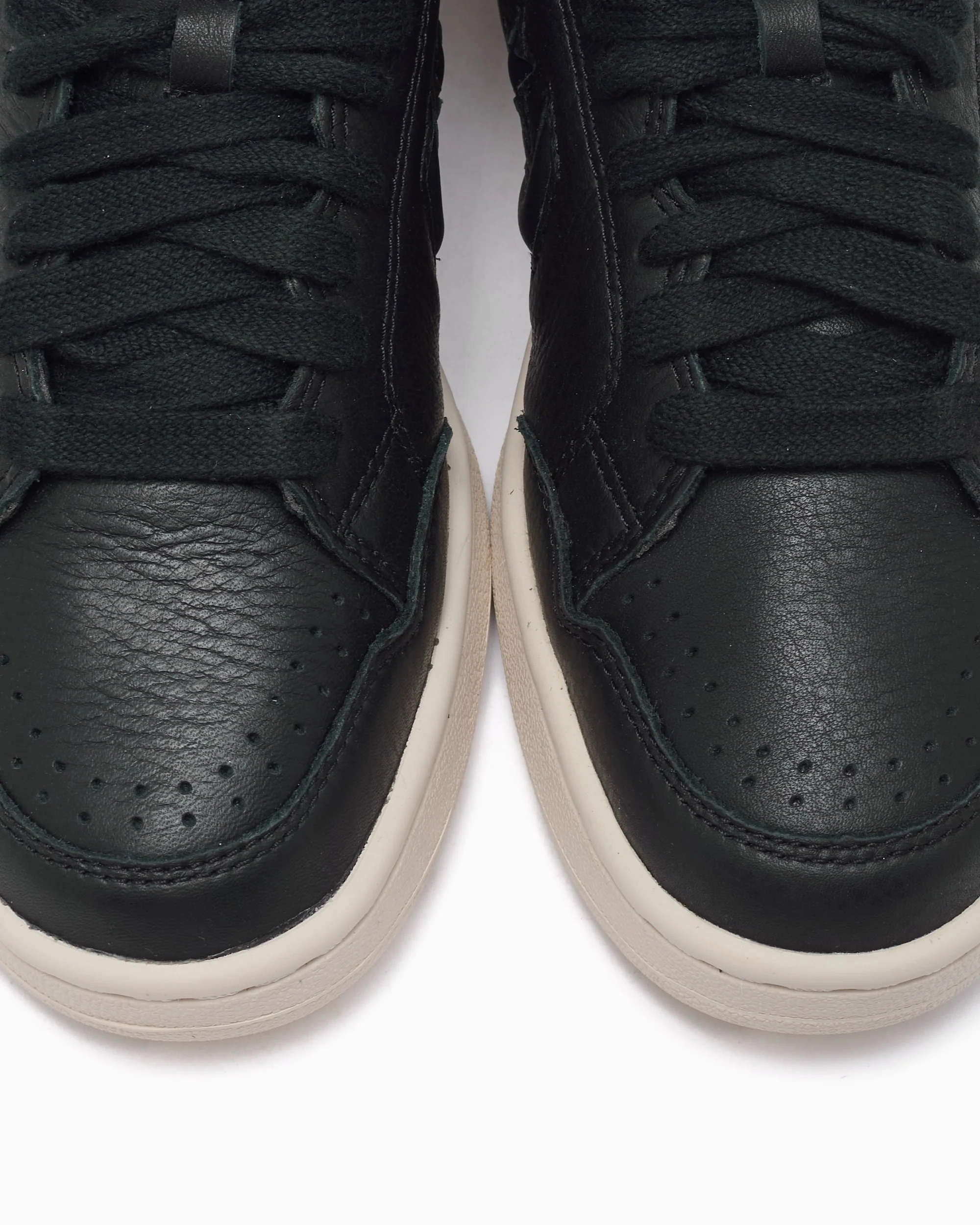 Converse Weapon - Image 7