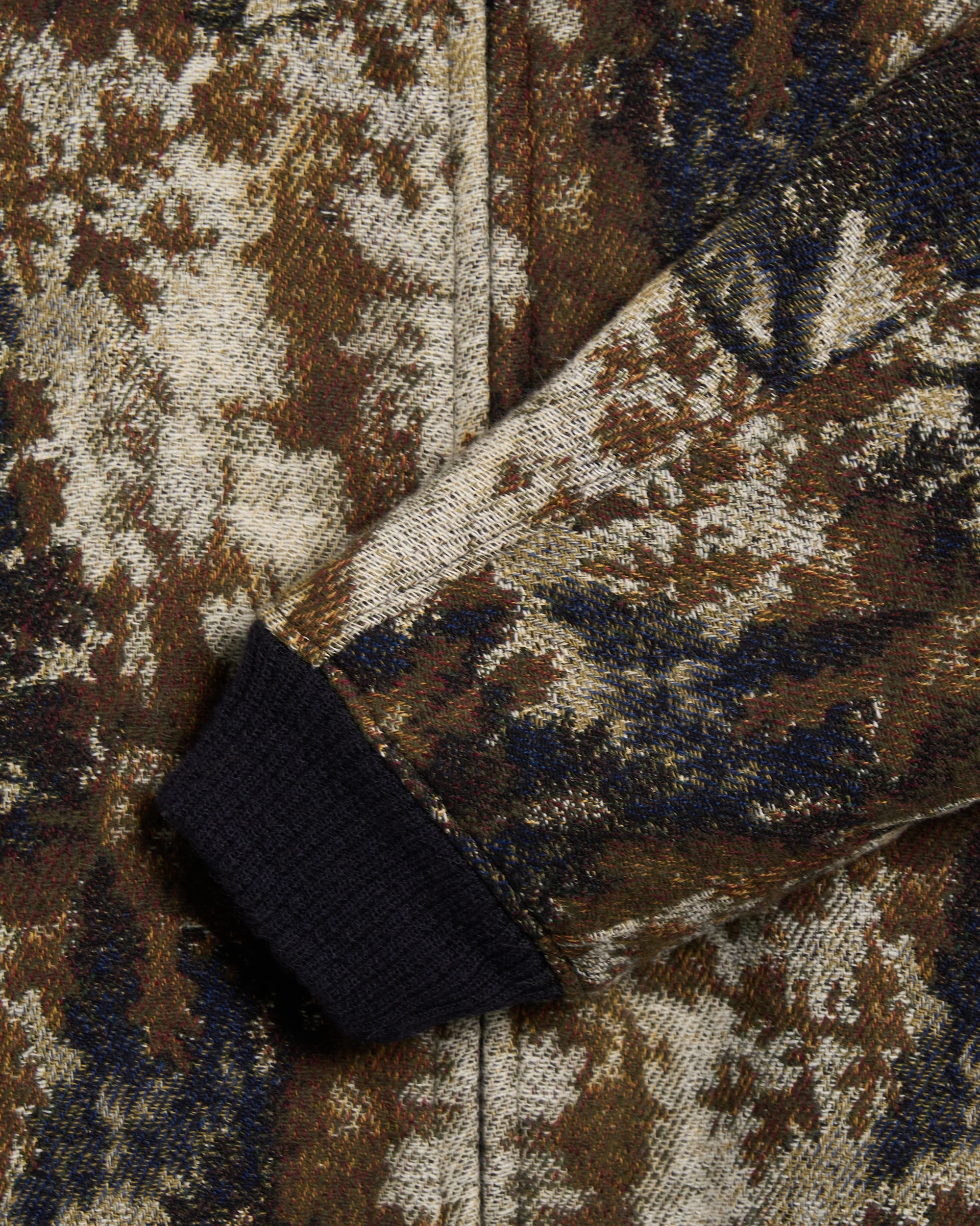 Engineered Garments LL Jacquard Herren-Bomberjacke mit Camo-Print - Image 4