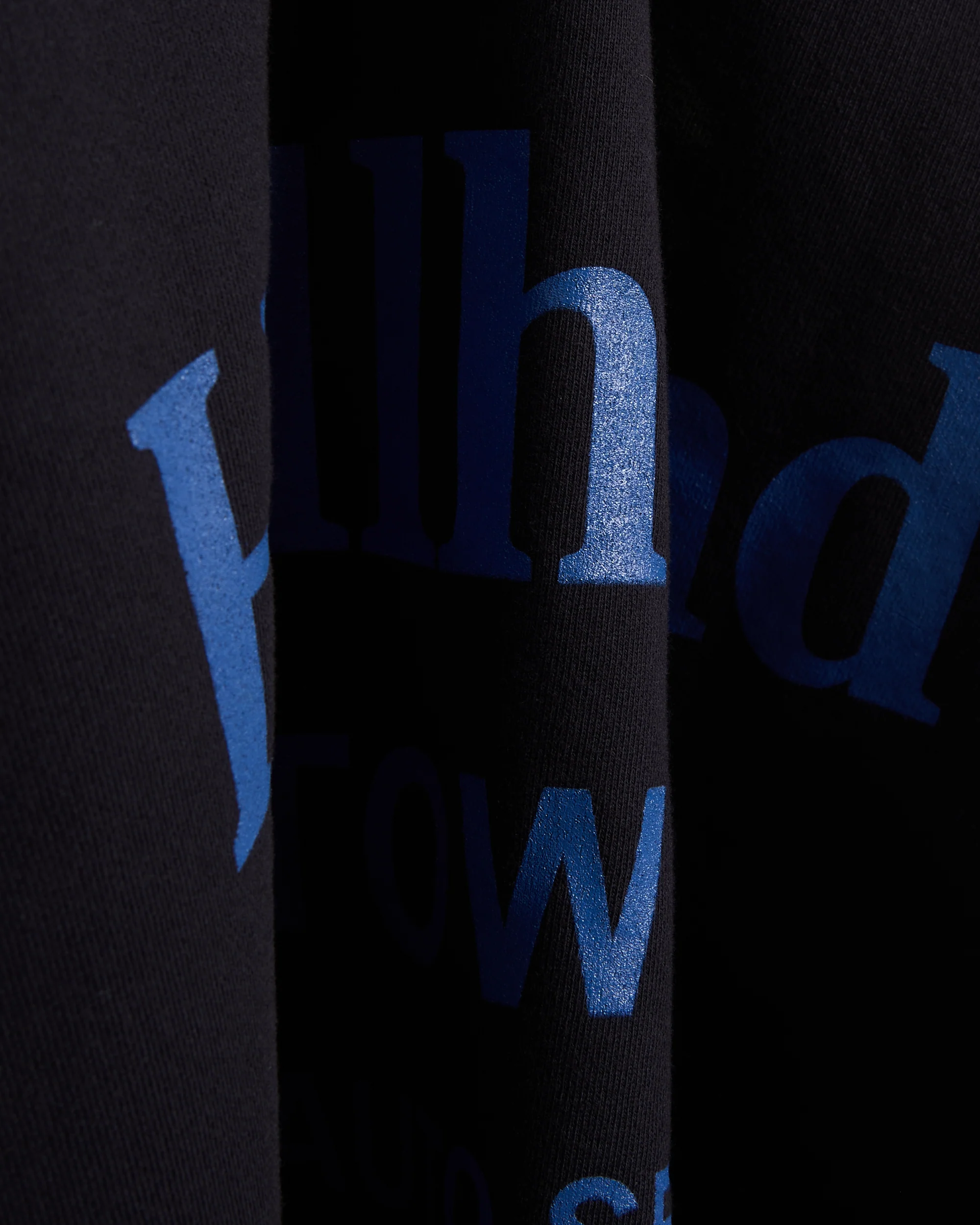 Honor The Gift® Hellhound Towing Relaxed Herren-Hoodie mit Grafik - Image 5