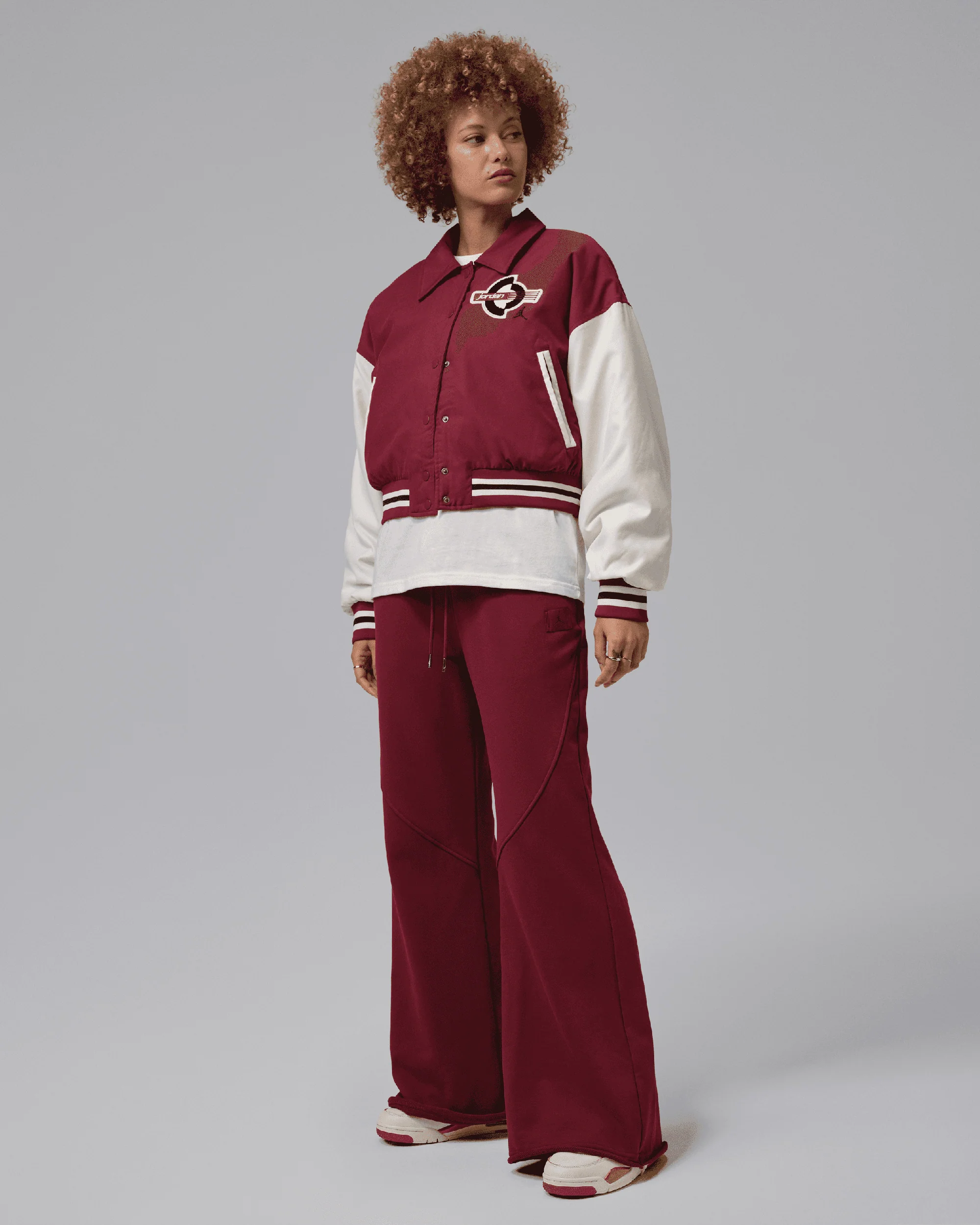 Jordan Brooklyn Therma-FIT Boxy Damen-Varsity-Jacke mit Logo - Image 2