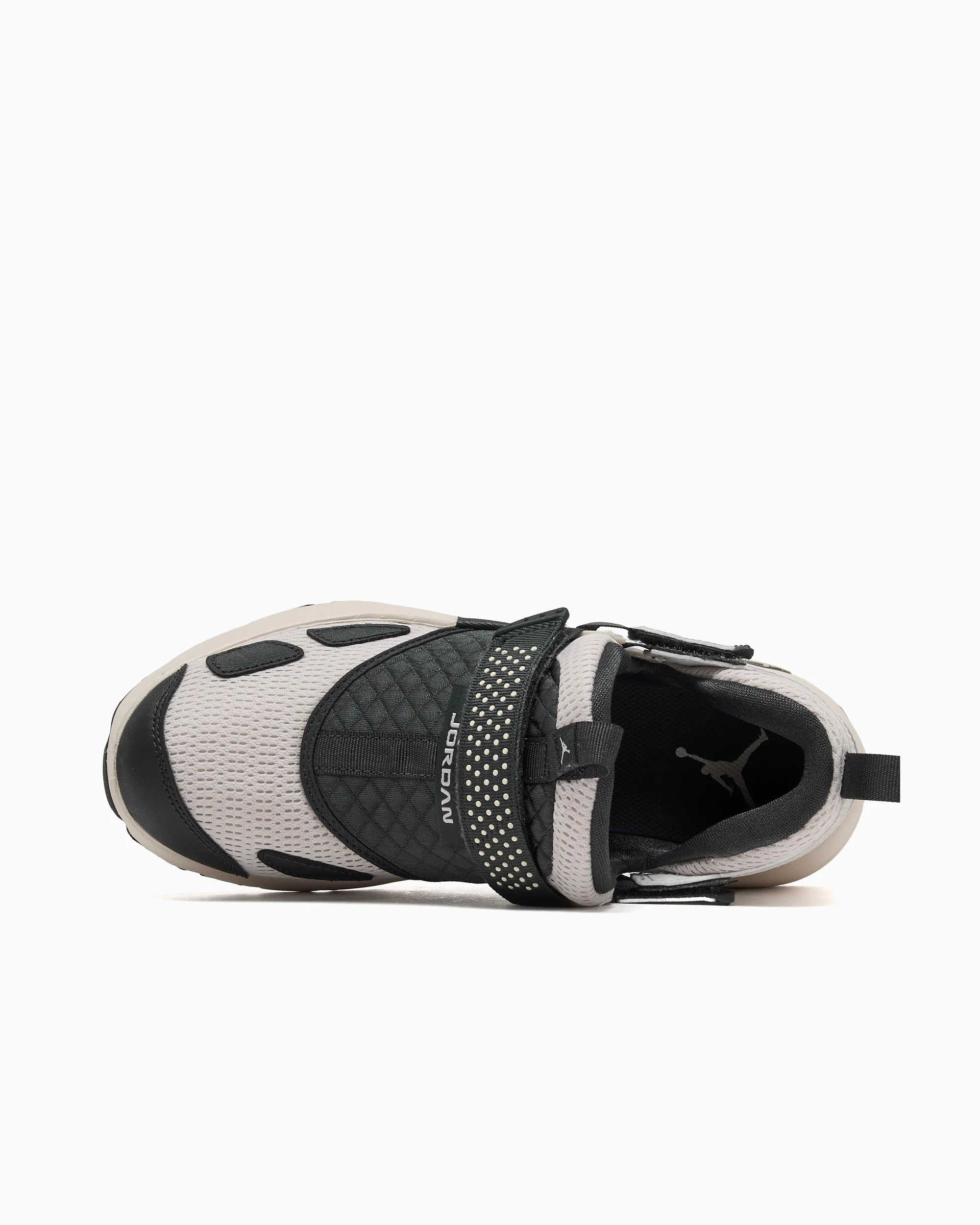 Jordan Women's Trunner LX - Image 3