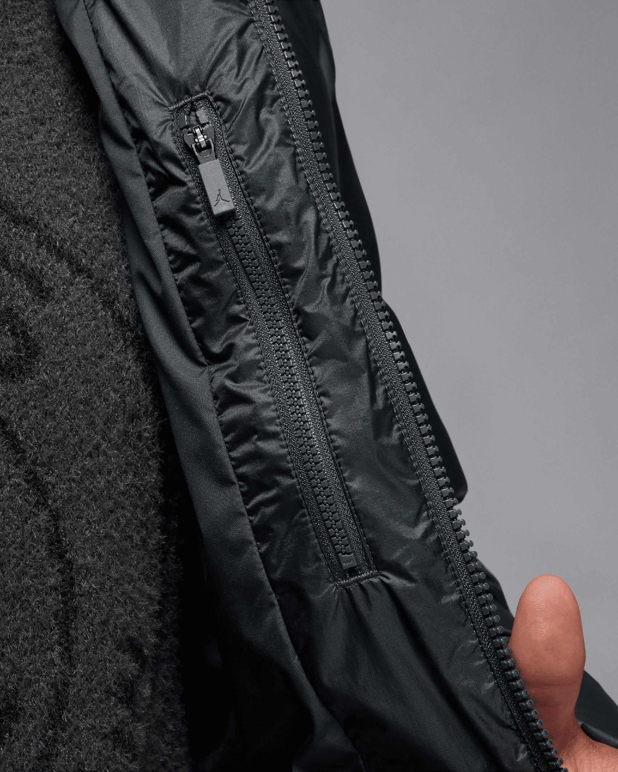 Jordan x PSG Herren-Daunenjacke - Image 10