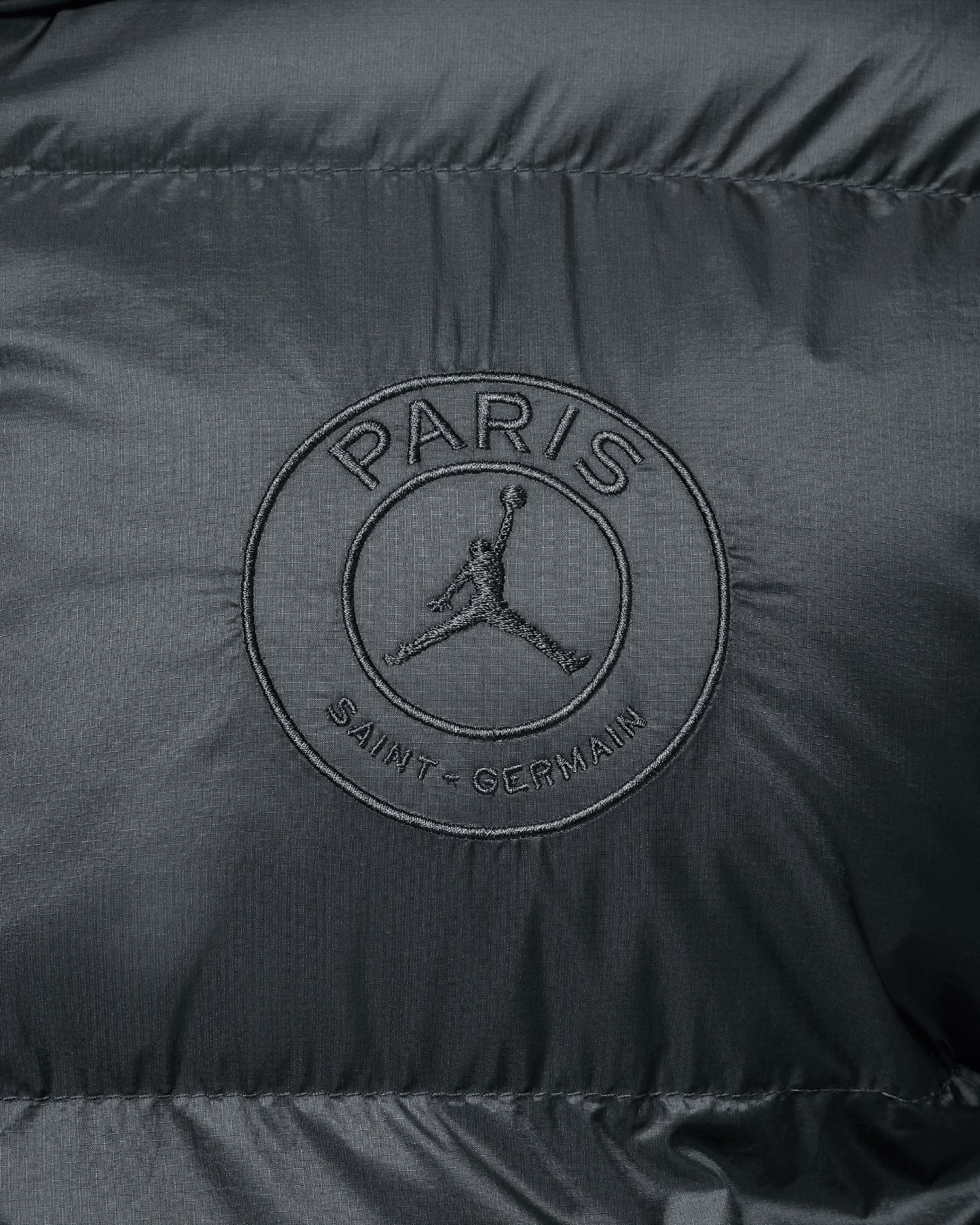 Jordan x PSG Herren-Daunenjacke - Image 9