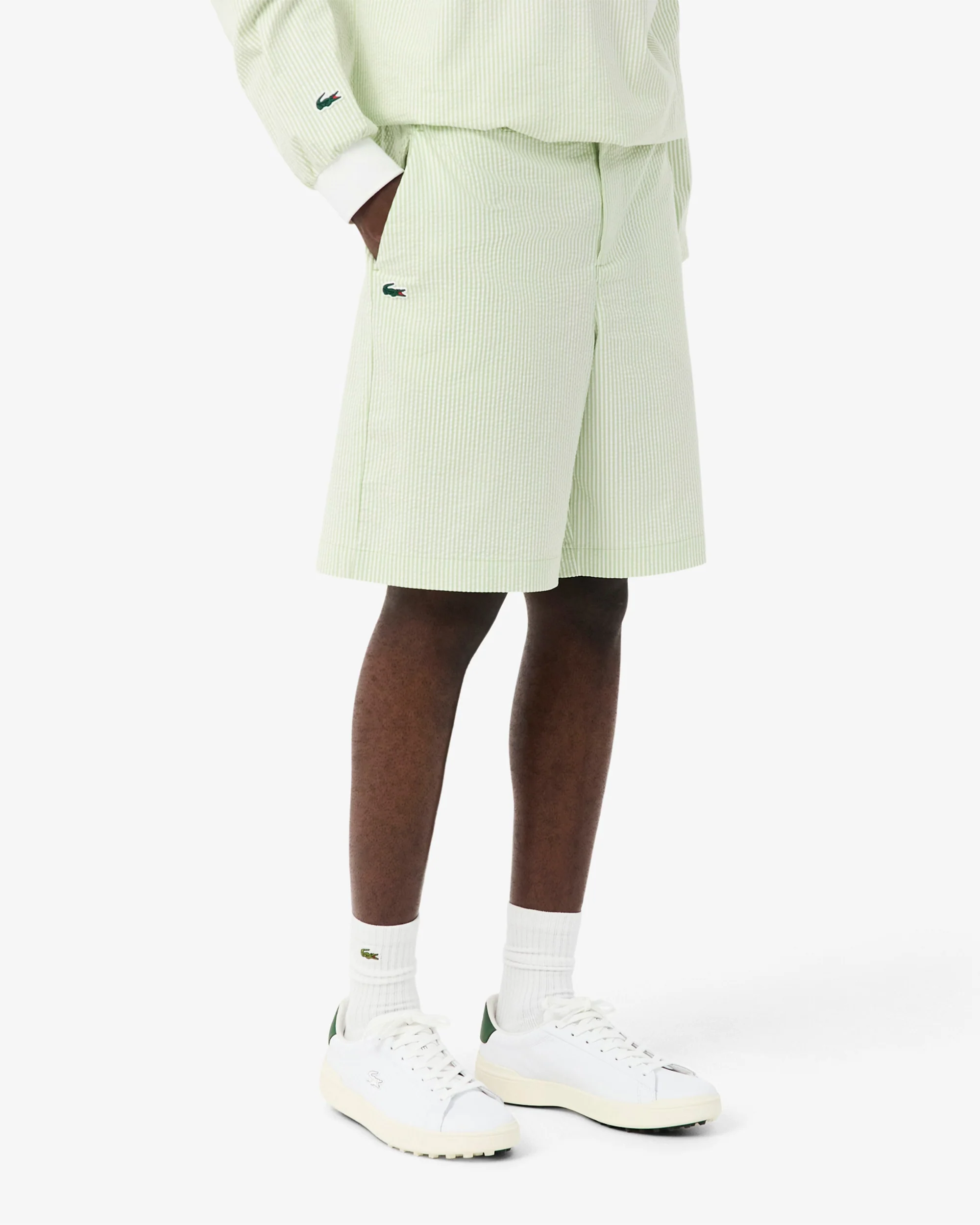 Lacoste Ultra Dry Relaxed Herren-Shorts mit Streifen - Image 3
