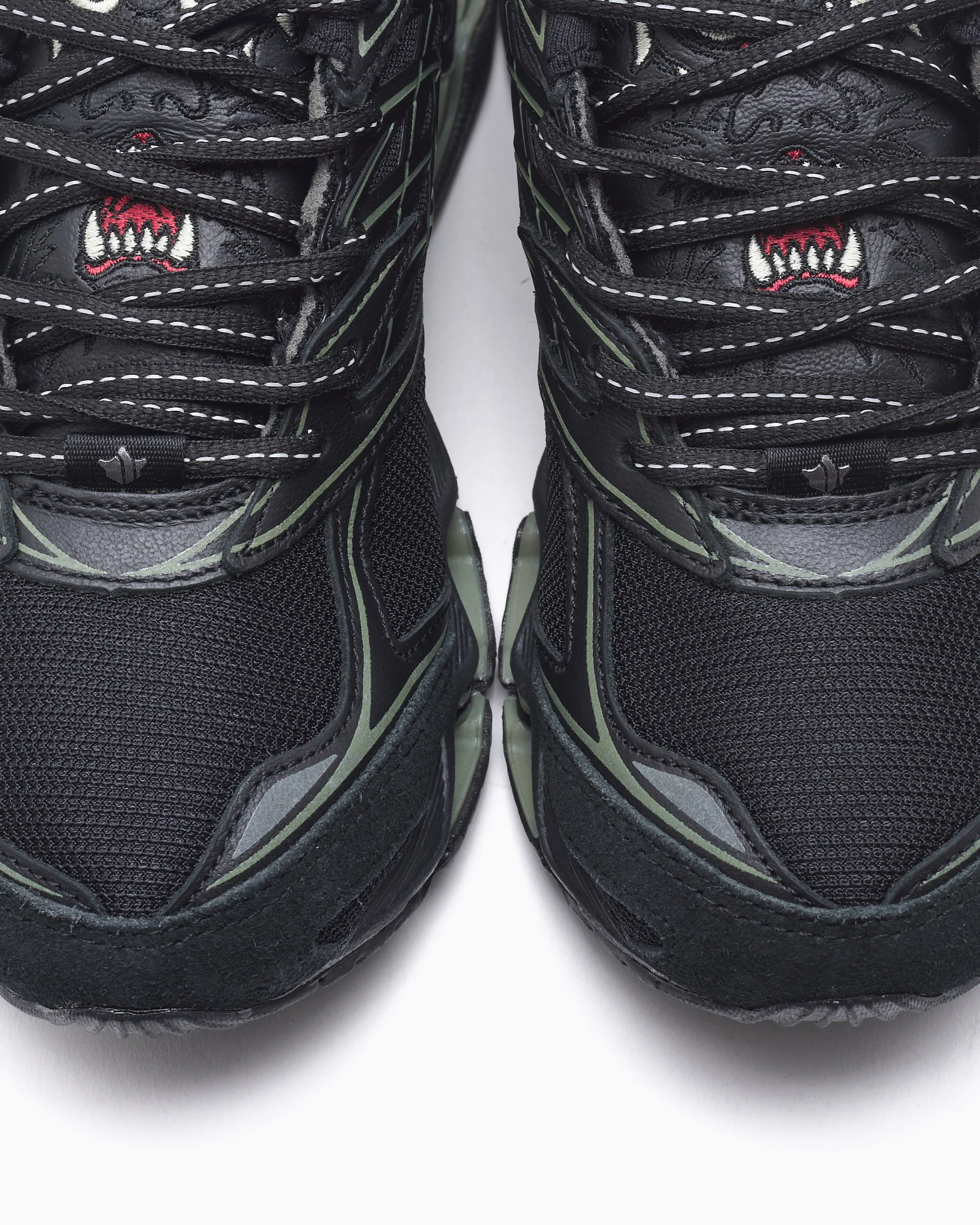 Mizuno x Maharishi Wave Prophecy LS - Image 7