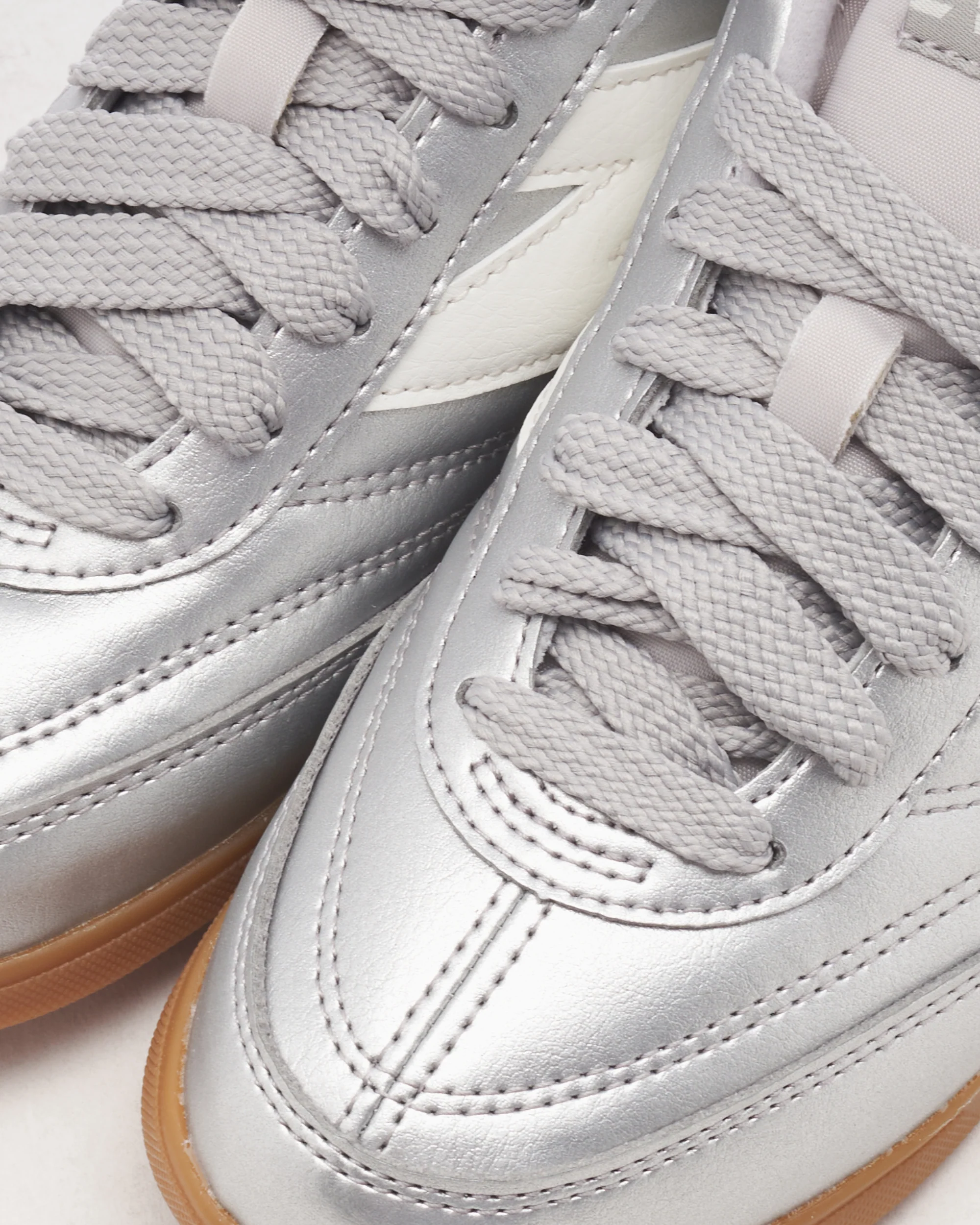 New Balance URC42 CA - Image 7