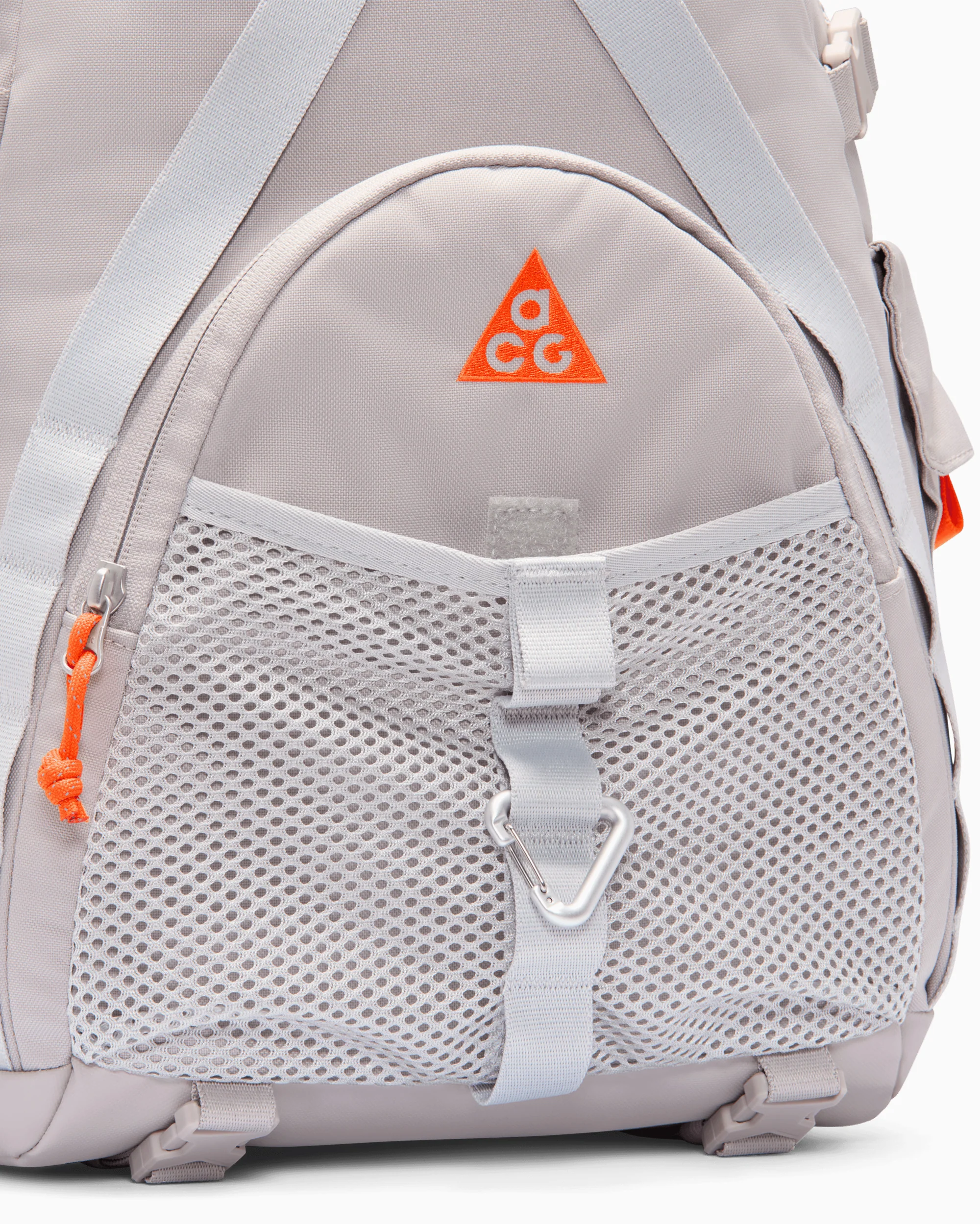 Nike ACG Daymax 25L Unisex Rucksack - Image 10