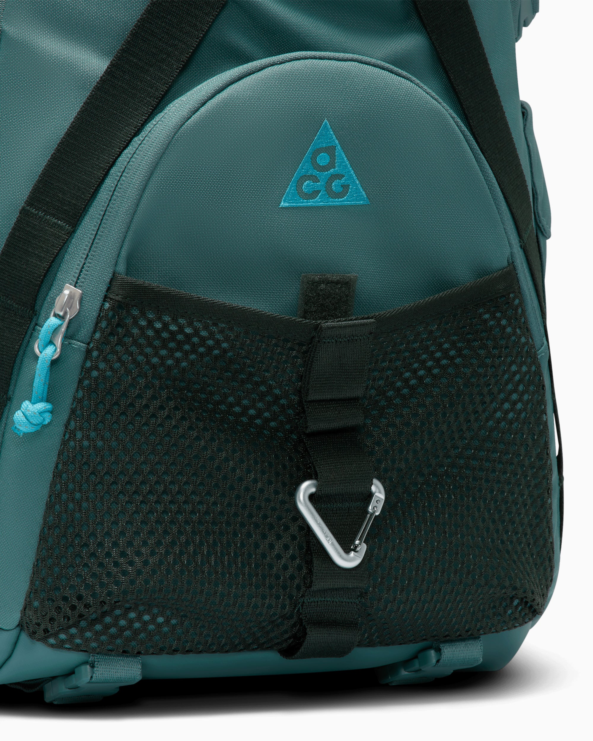 Nike ACG Daymax 25L Unisex Rucksack - Image 8