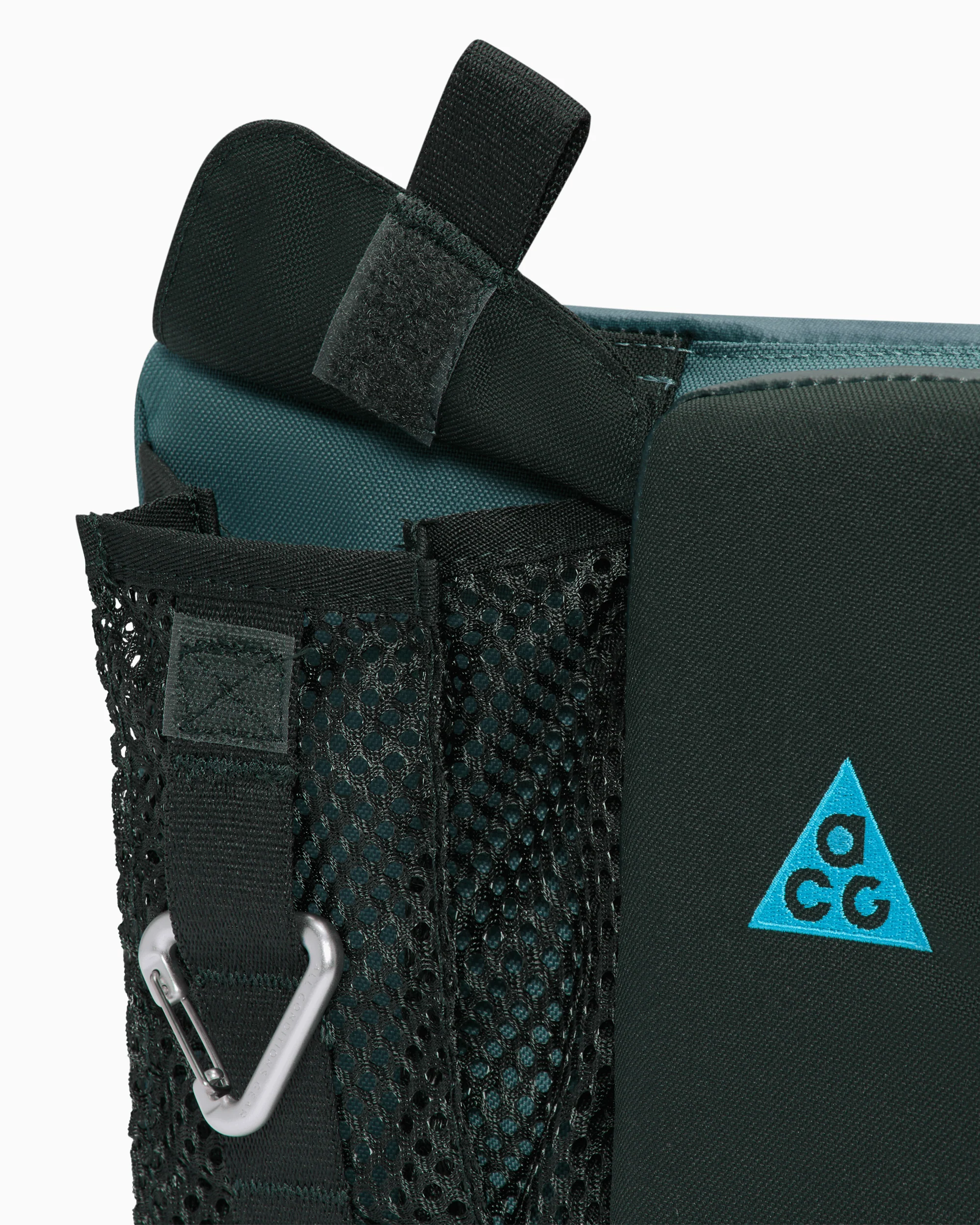 Nike ACG Daymax Unisex Schultertasche - Image 5