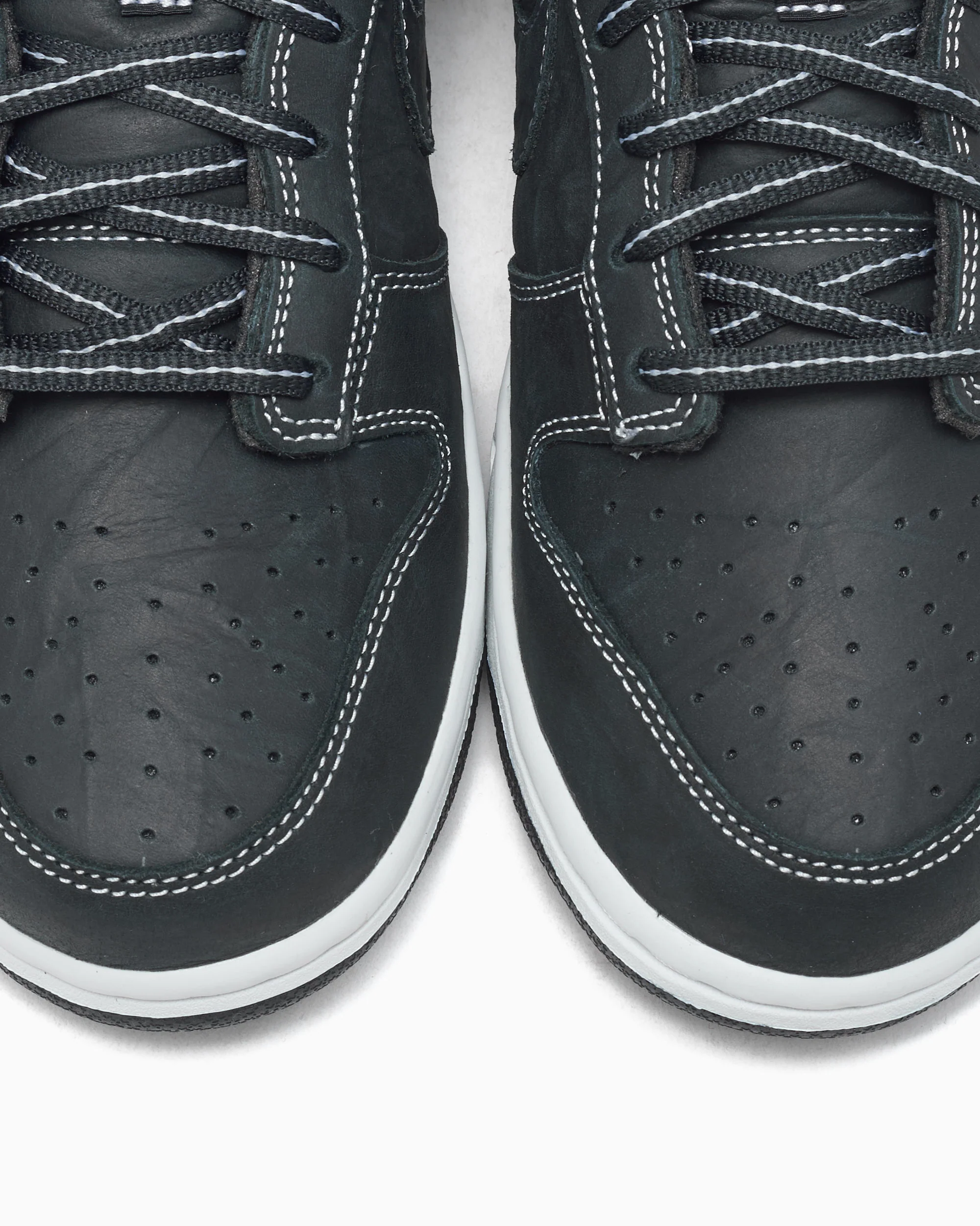 Nike Dunk Low QS "Off Noir Summit White" - Image 7