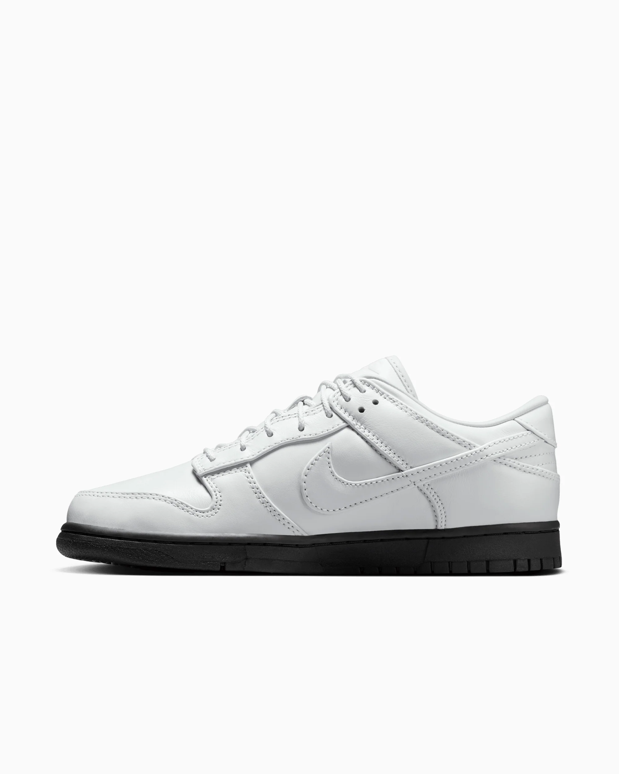 Nike Dunk Low Retro PRM QS - Image 2