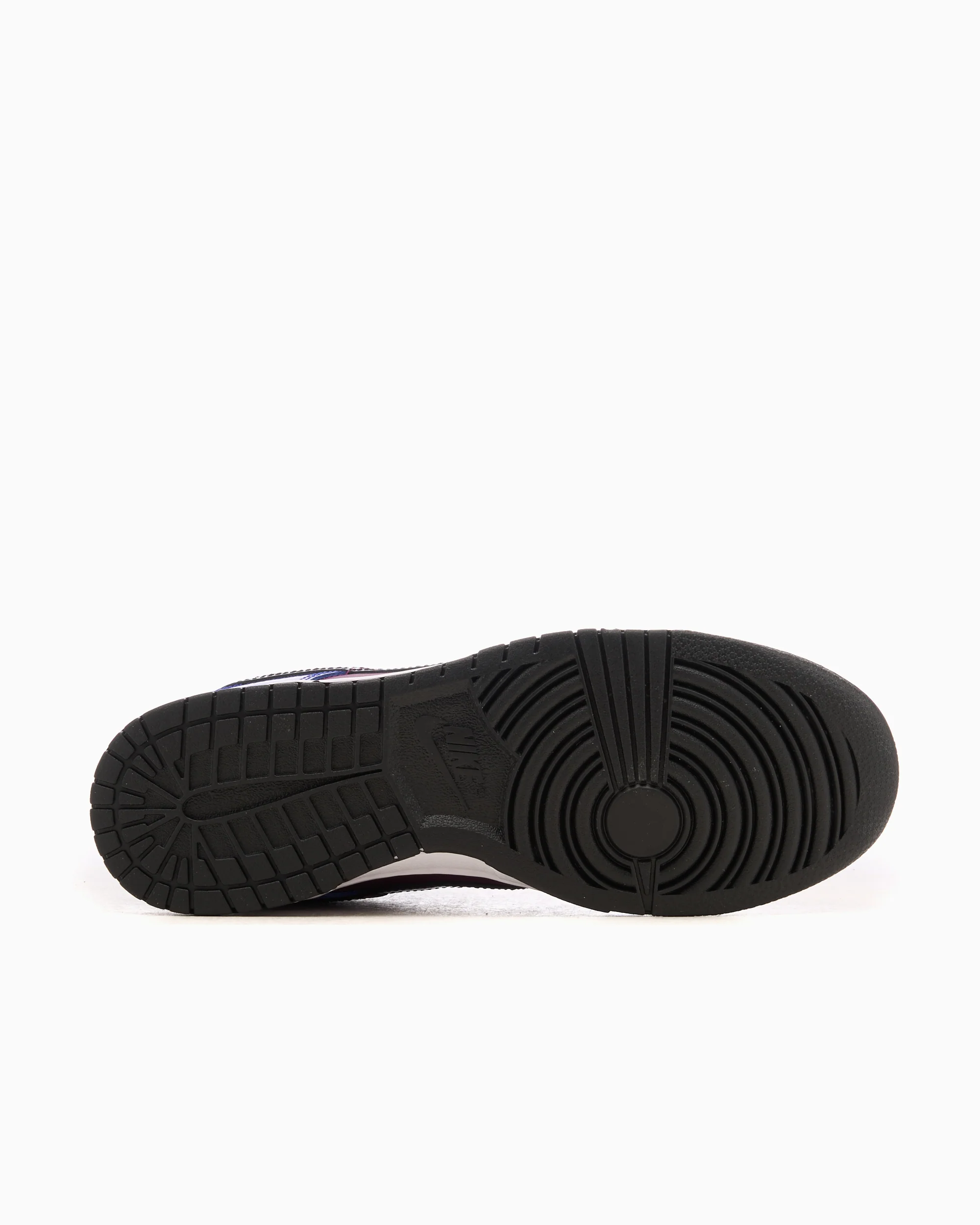 Nike Dunk Low Retro SE - Image 3