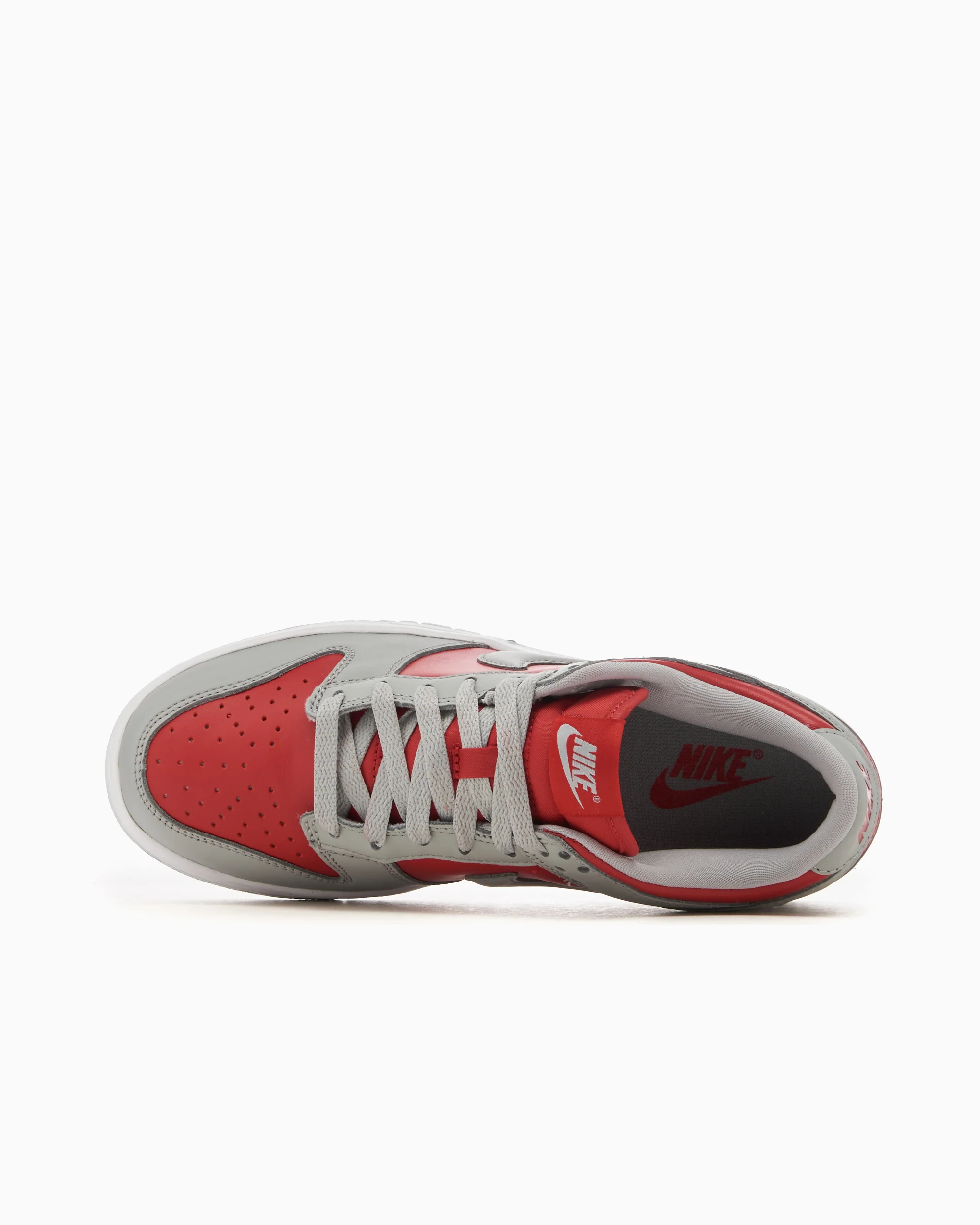 Nike Dunk Low "Ultraman" - Image 3