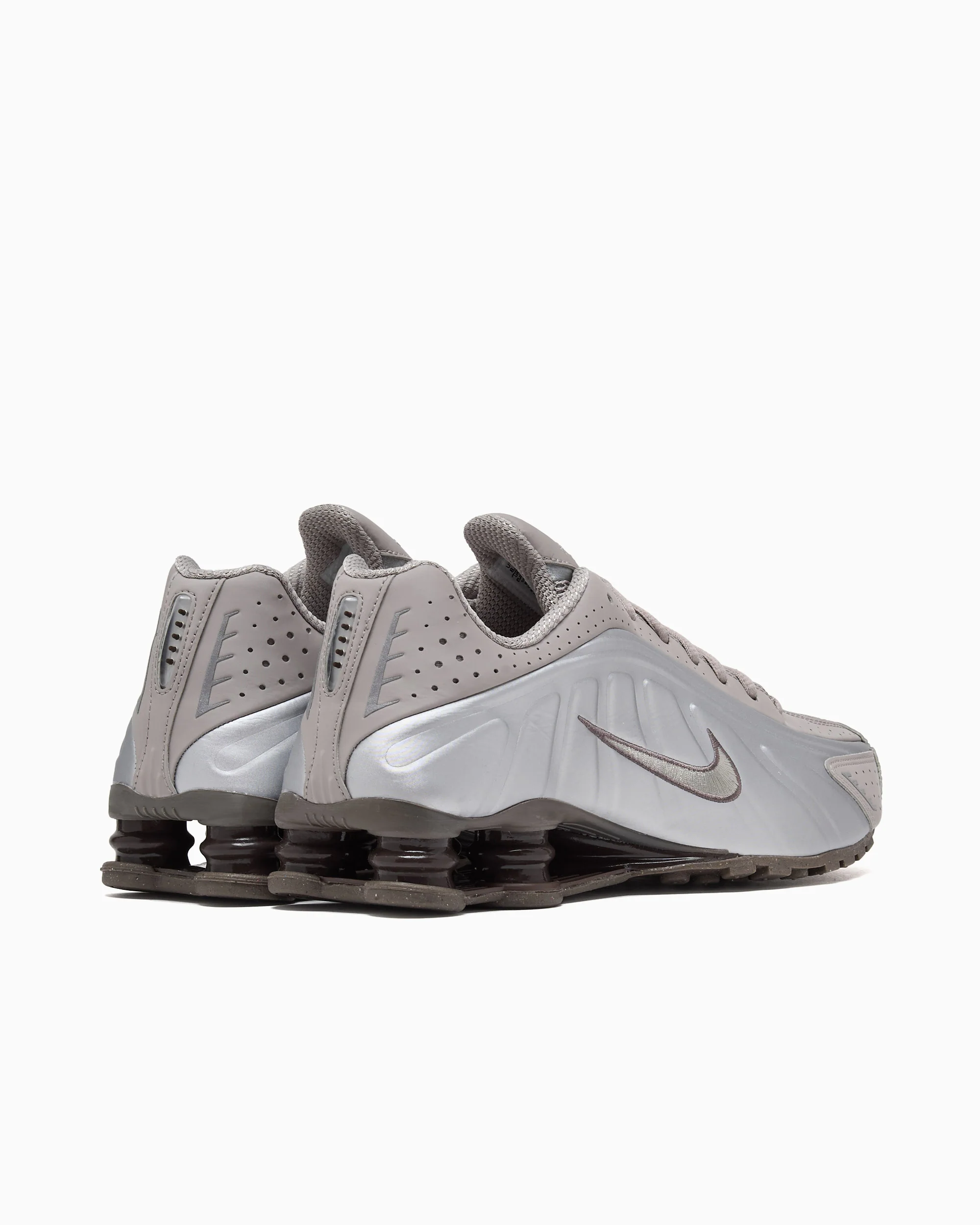 Nike Shox R4 - Image 6