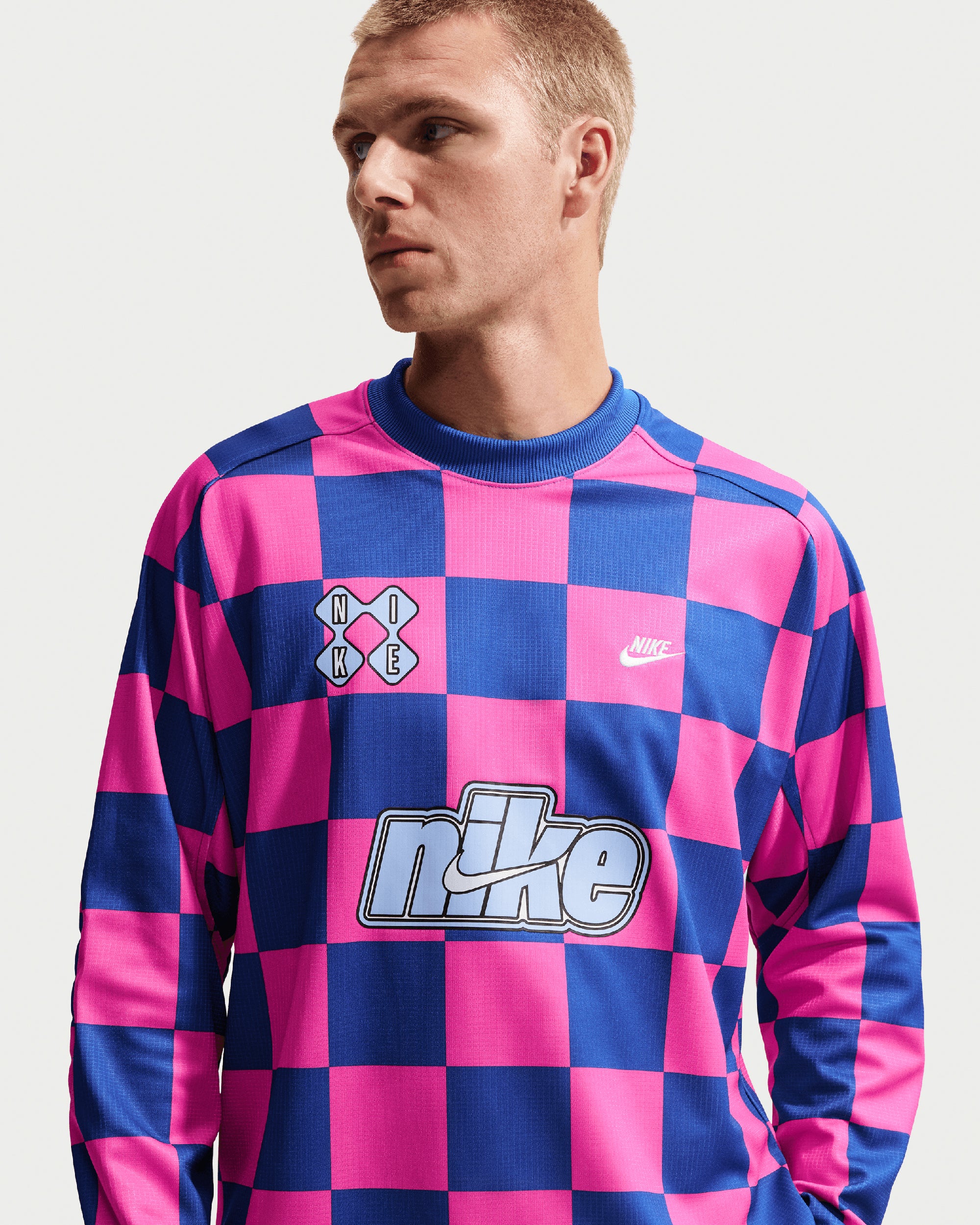 Nike Sportswear Club Goalie Relaxed Herren-Jersey T-Shirt mit Karos und mit langen Ärmeln
