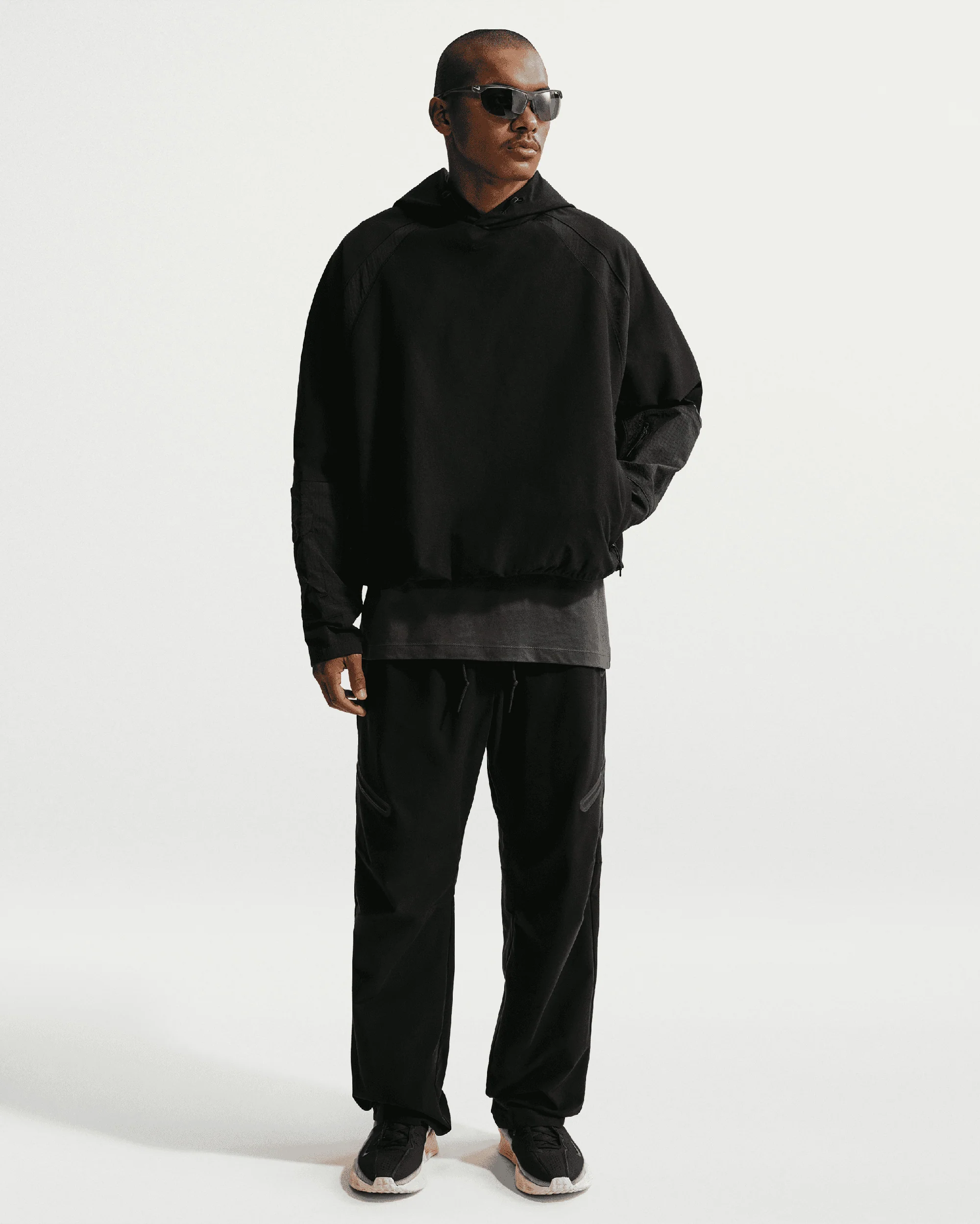 Nike Tech Shori Utility Dri-FIT Relaxed Herren-Hoodie - Image 2