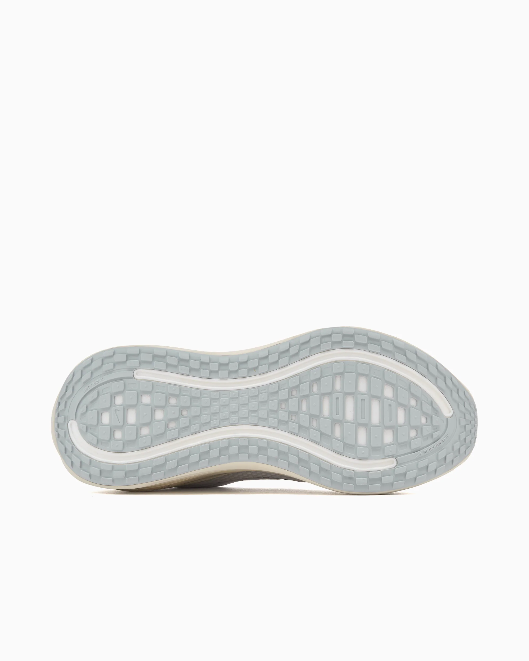 Nike Vomero Plus - Image 4