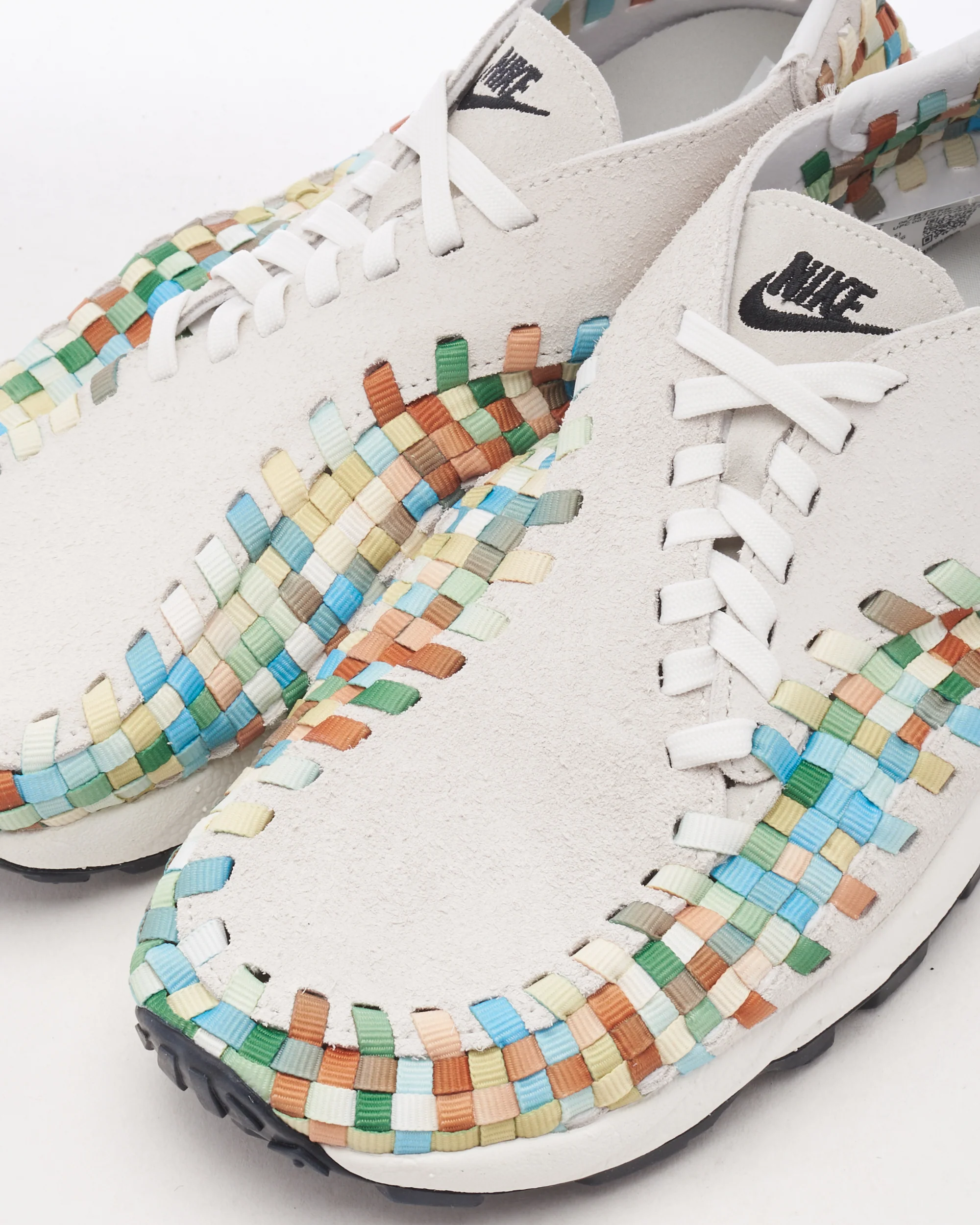 Nike Women's Air Footscape Woven - Image 7