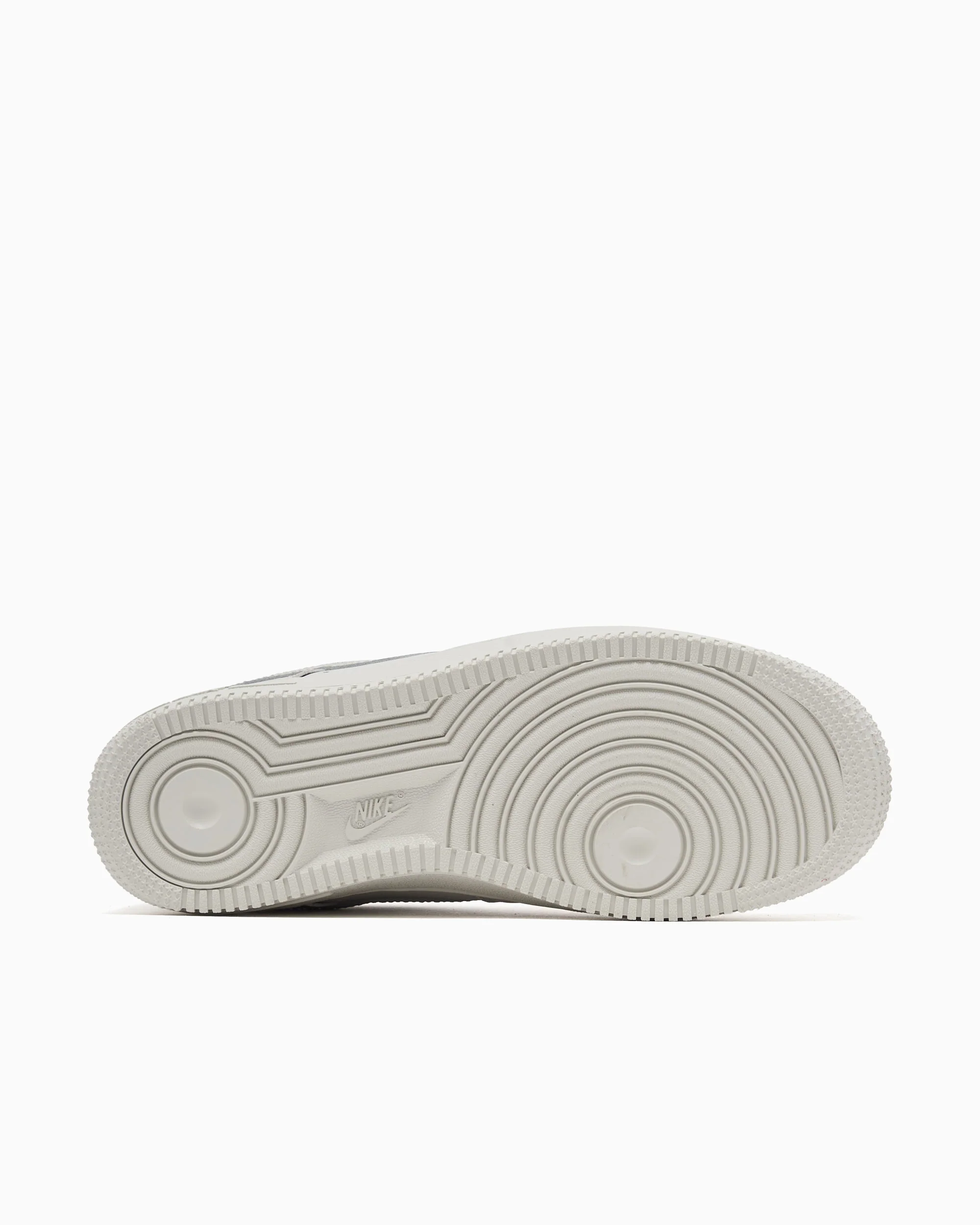 Nike Women's Air Force 1 Low Premium - Image 4