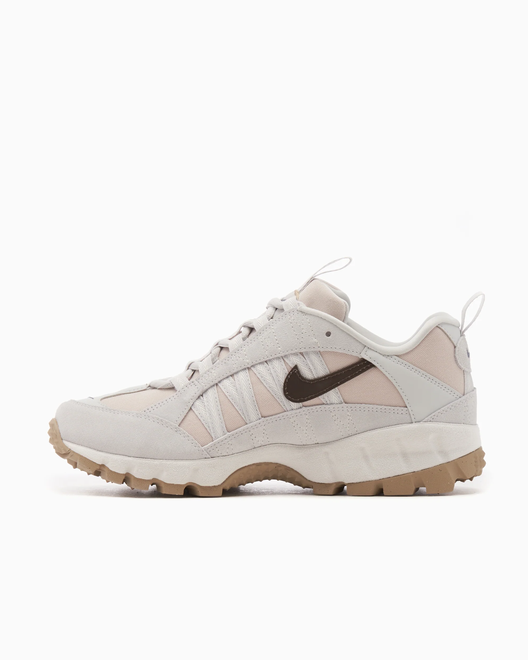 Nike Women's Air Humara SE - Image 2