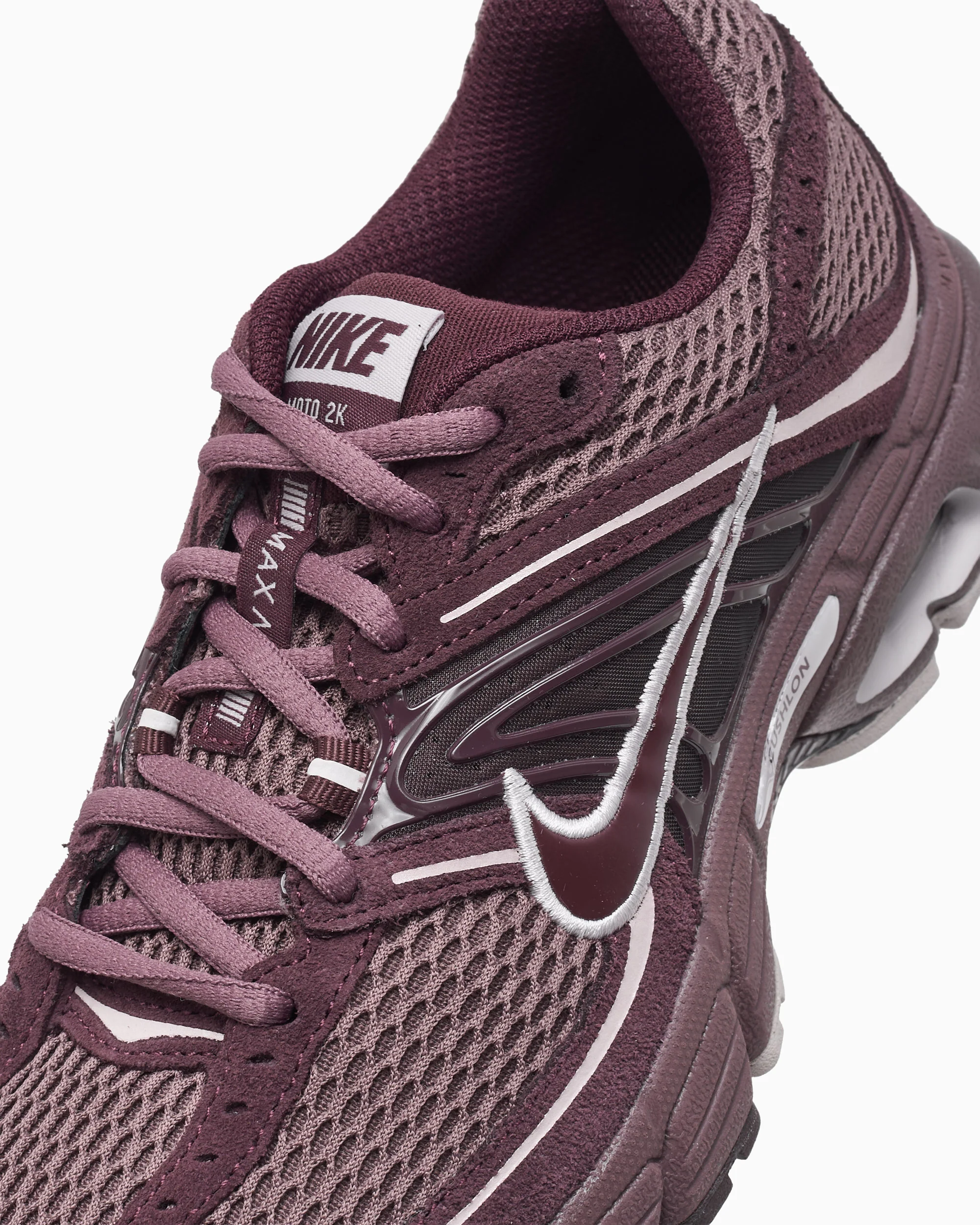 Nike Women's Air Max Moto 2K SE - Image 8