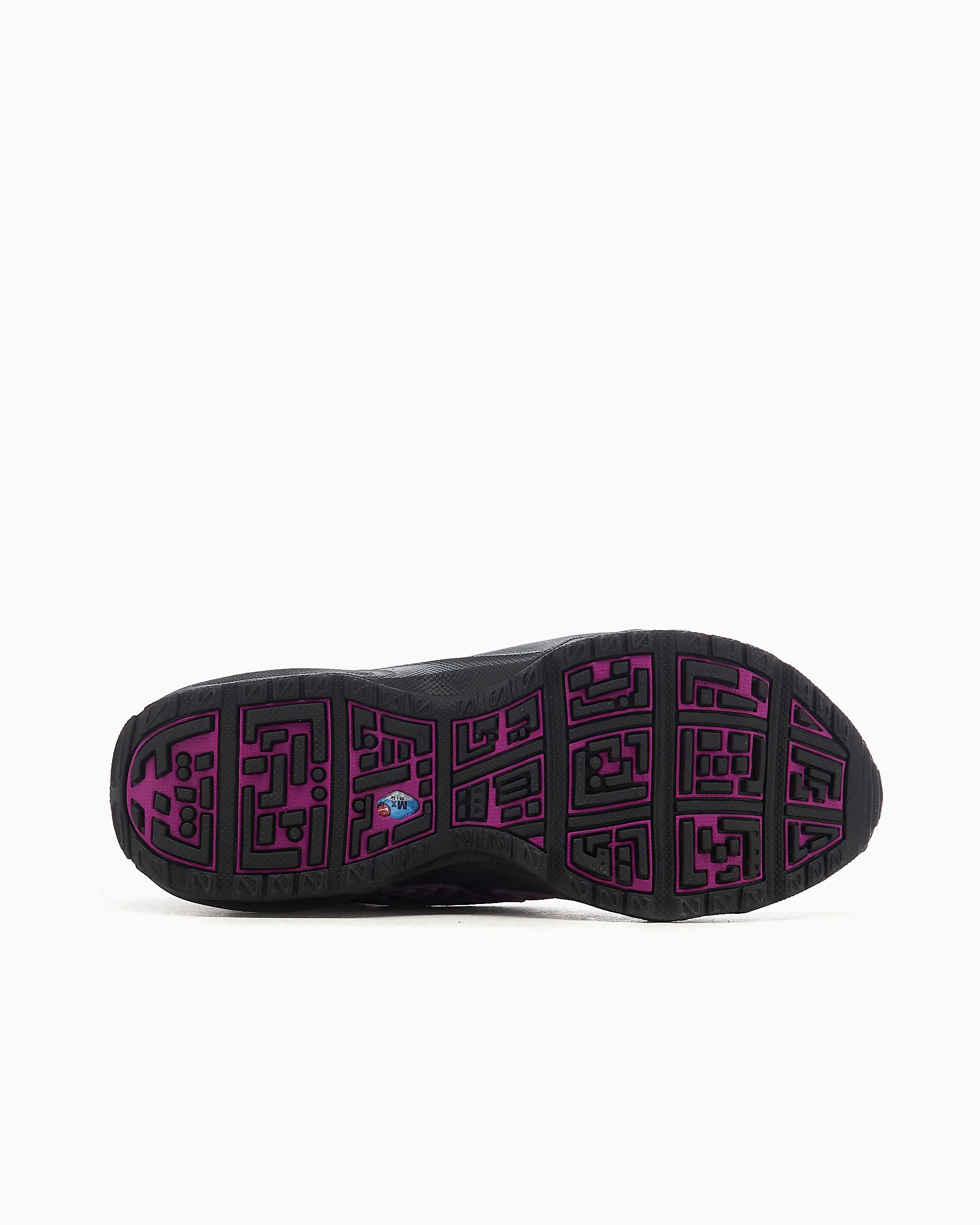 Nike Women's Air Max SNDR Gore-Tex® "Bold Berry" - Image 4