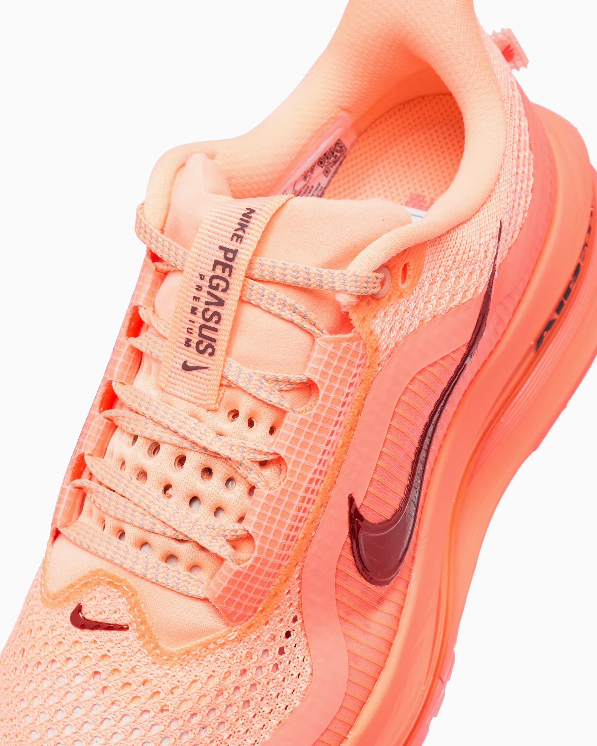 Nike Women's Pegasus Premium - Image 8
